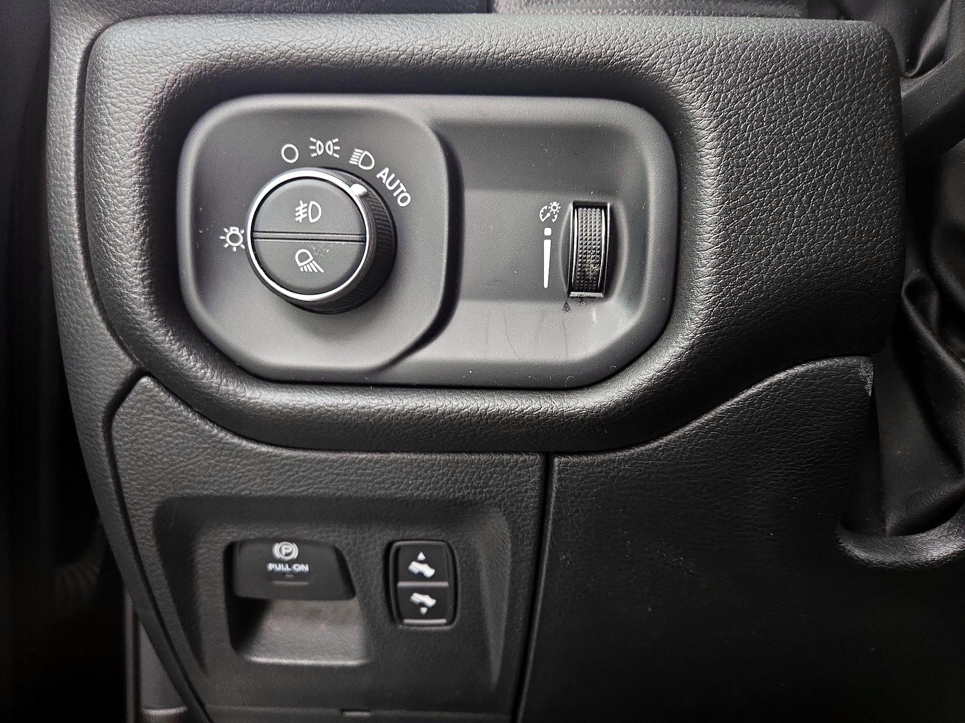Thumbnail: 2024 RAM 1500 - 13