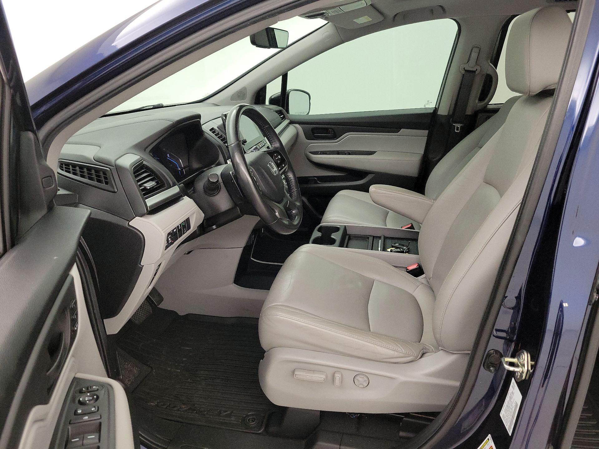 Thumbnail: 2019 Honda Odyssey - 11