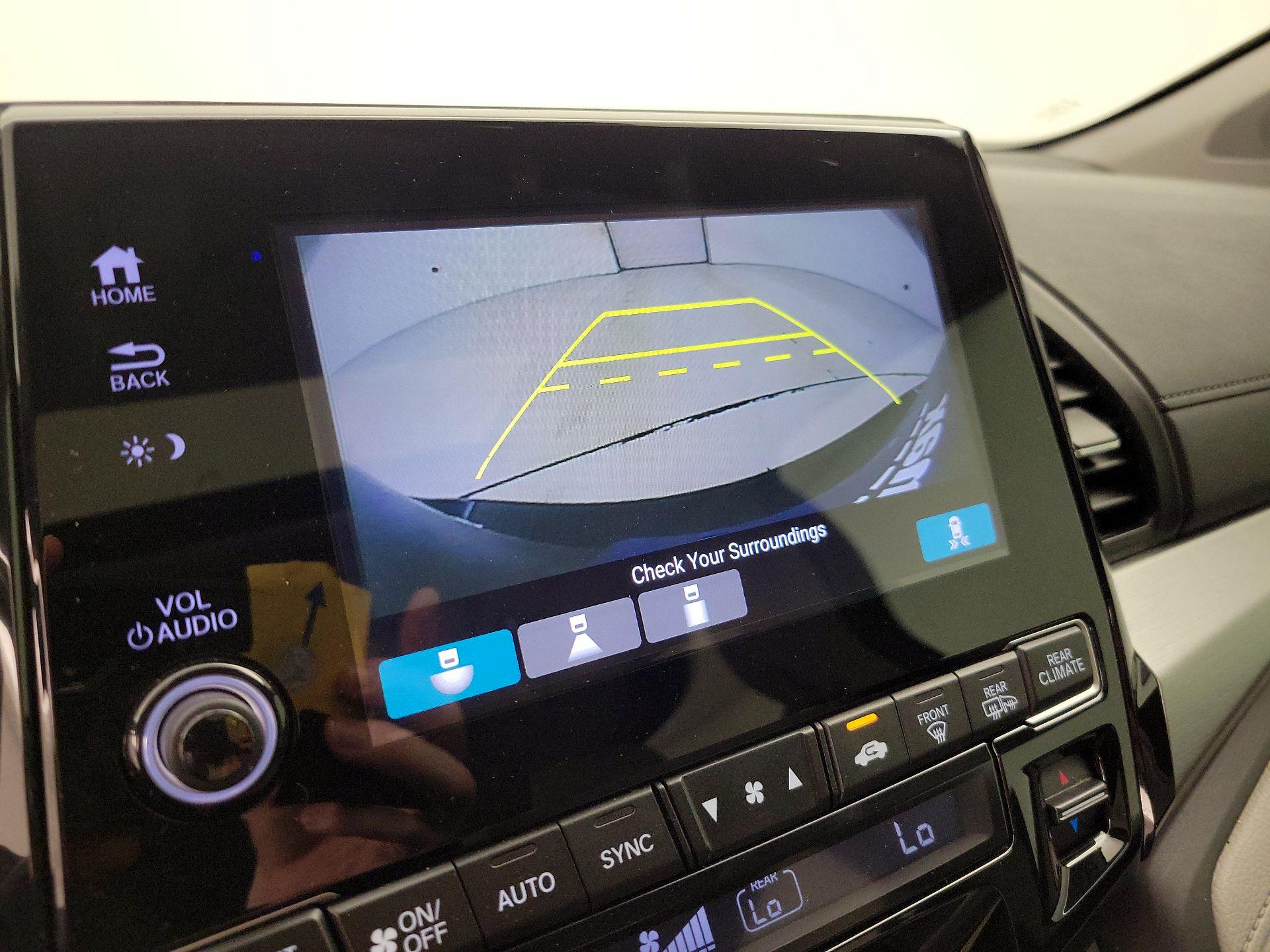 Thumbnail: 2019 Honda Odyssey - 15