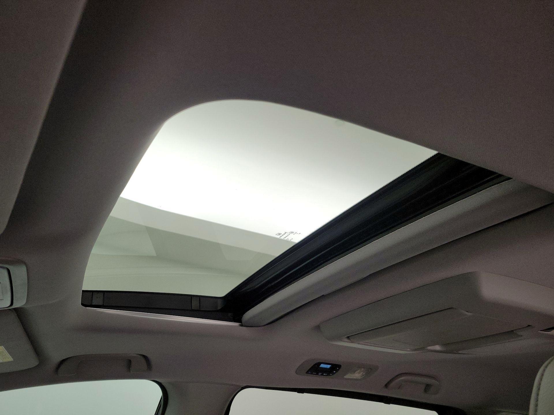 Thumbnail: 2019 Honda Odyssey - 20