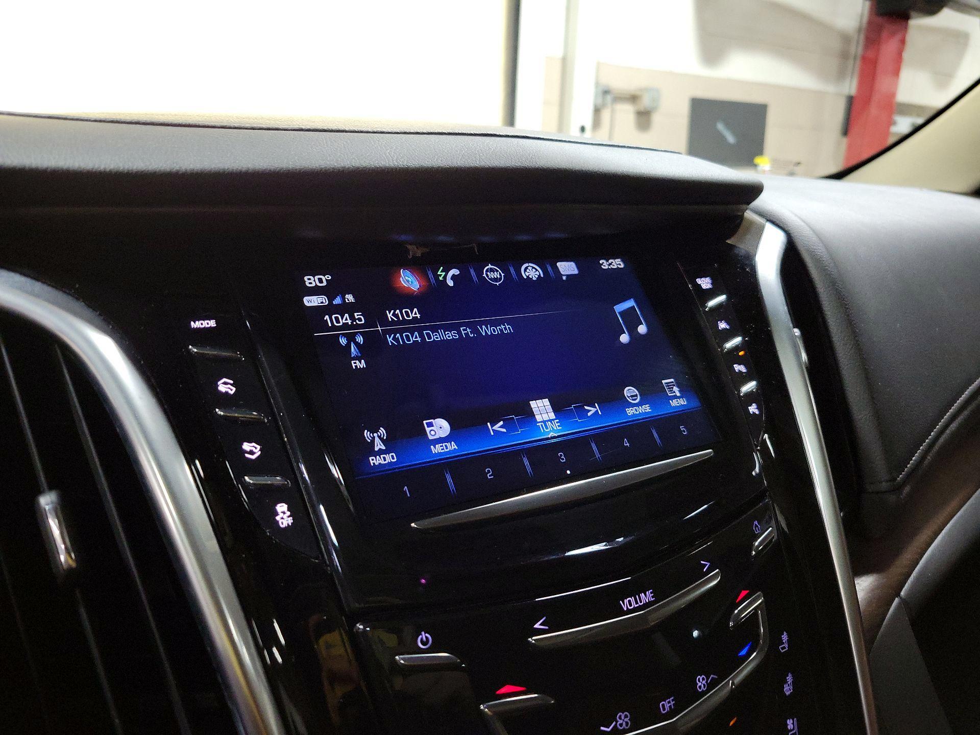 Thumbnail: 2019 Cadillac Escalade - 15