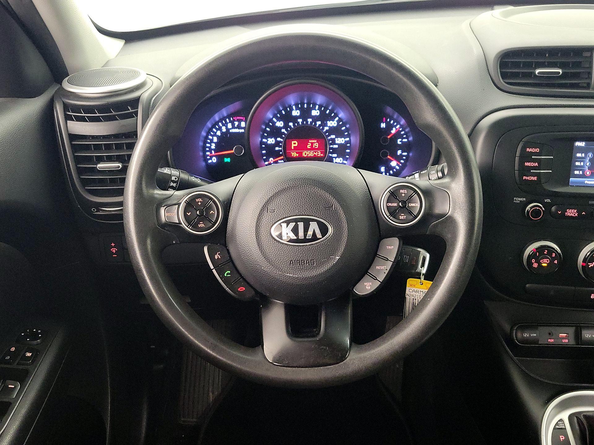 Thumbnail: 2016 Kia Soul - 10