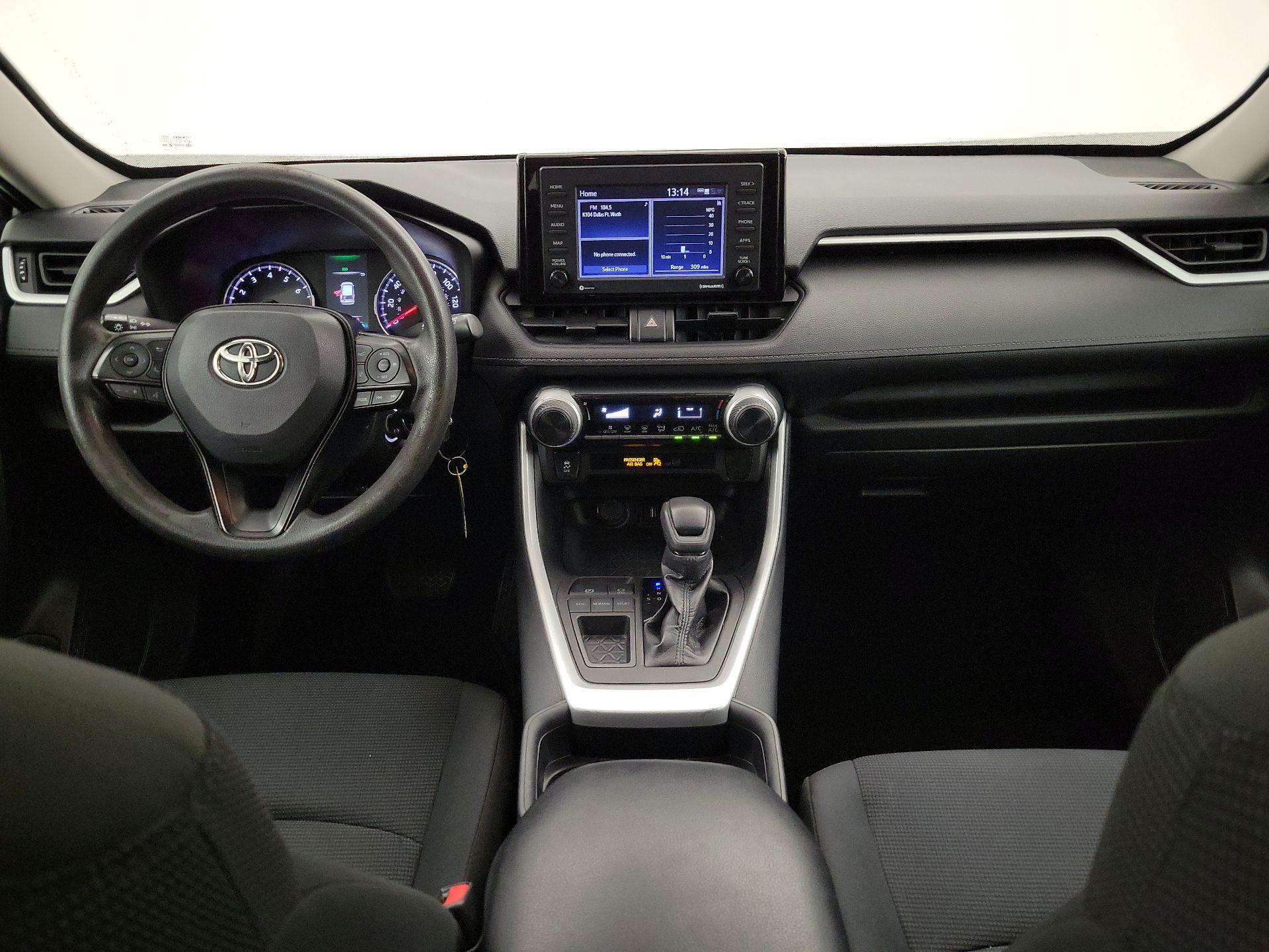 Thumbnail: 2021 Toyota RAV4 - 9