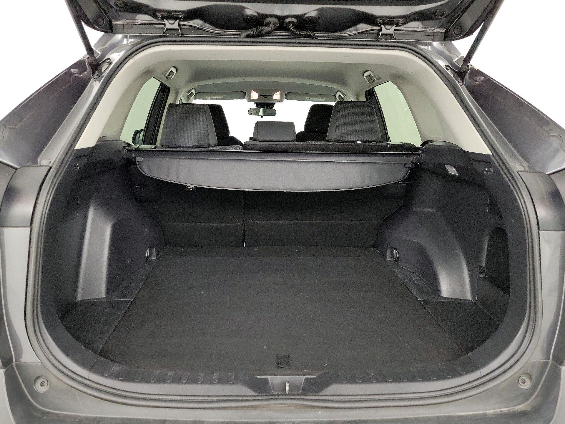 Thumbnail: 2021 Toyota RAV4 - 19