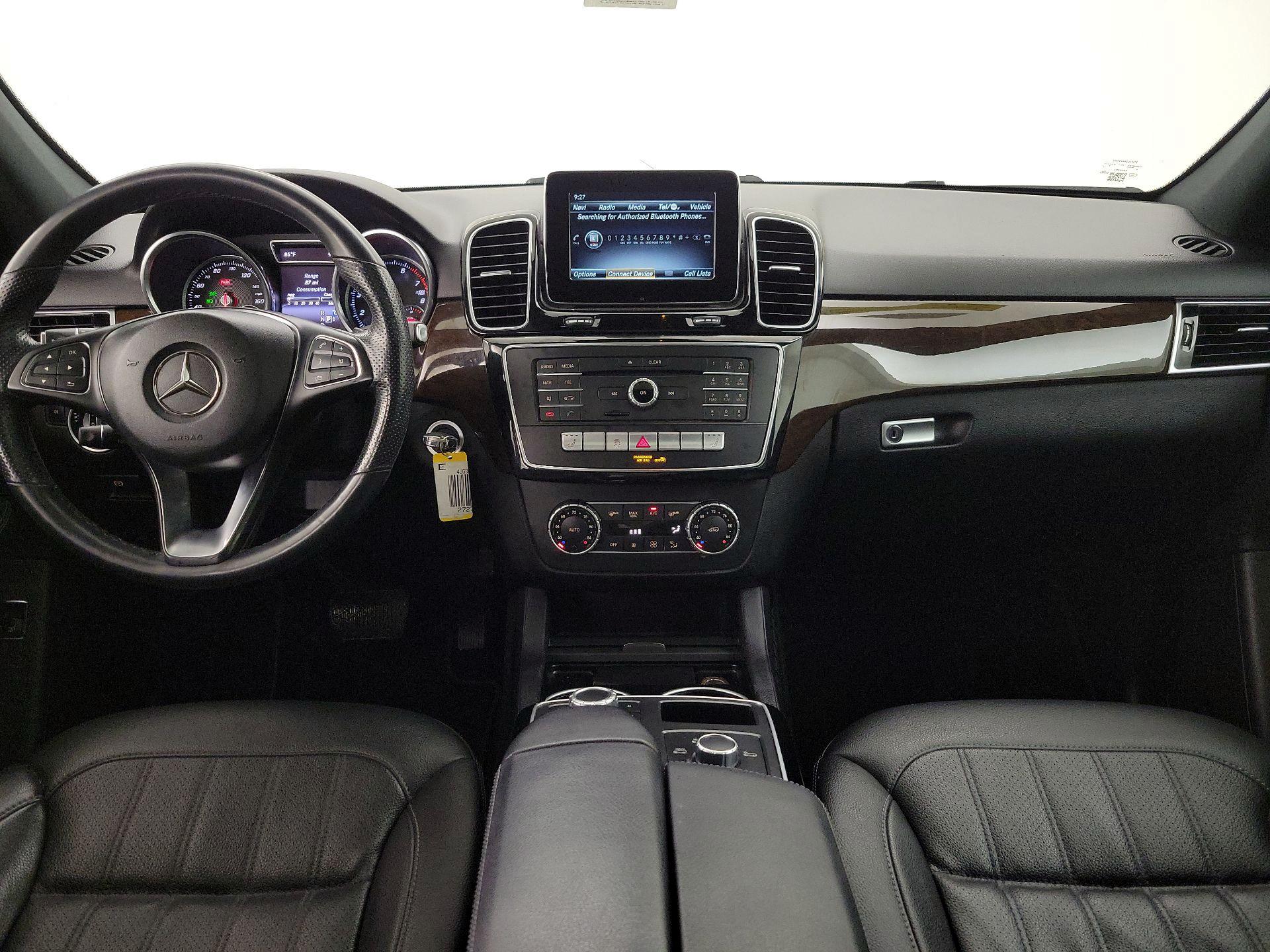 Thumbnail: 2017 Mercedes-Benz GLE - 9