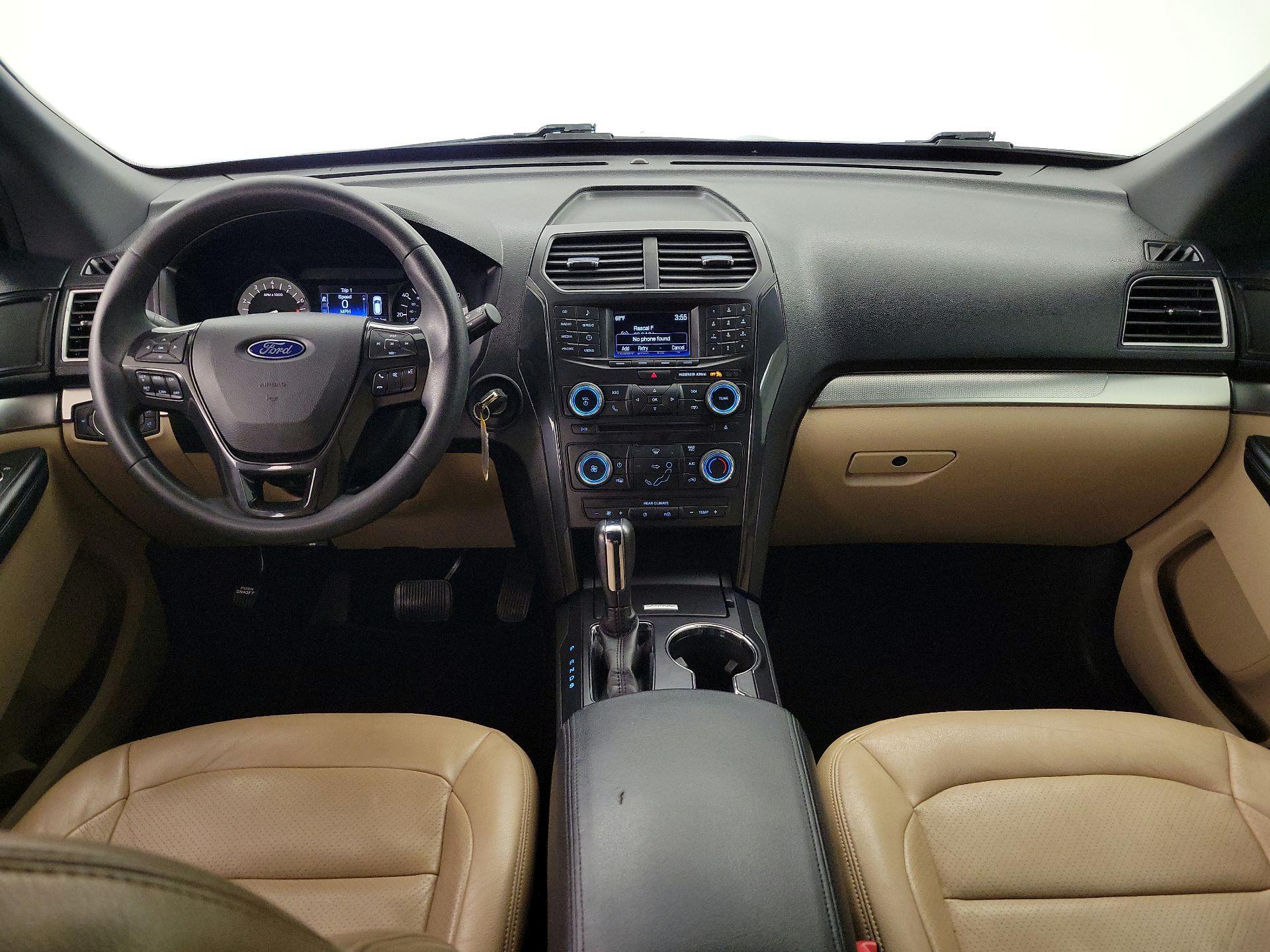 Thumbnail: 2017 Ford Explorer - 9
