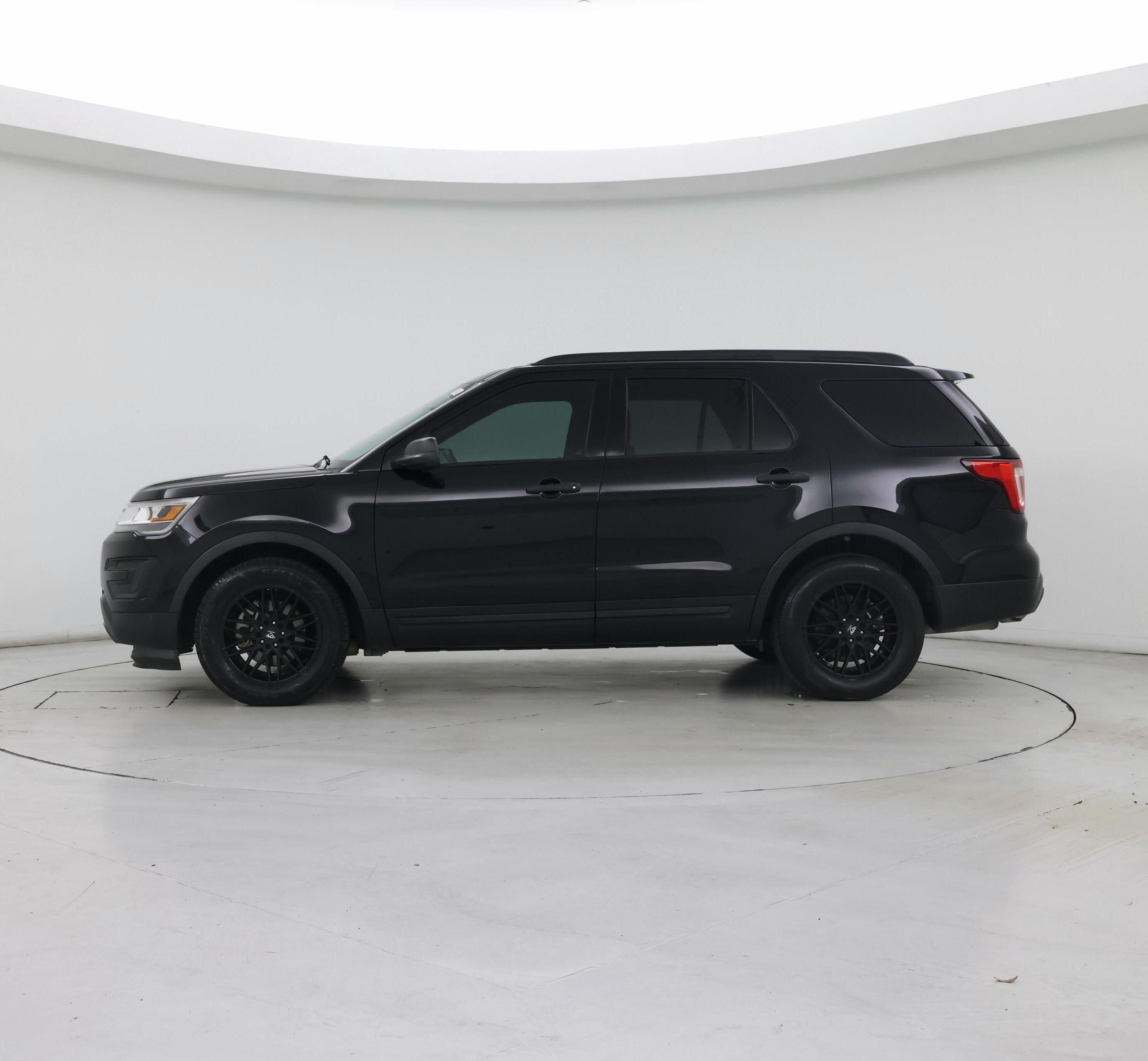 Thumbnail: 2017 Ford Explorer - 3