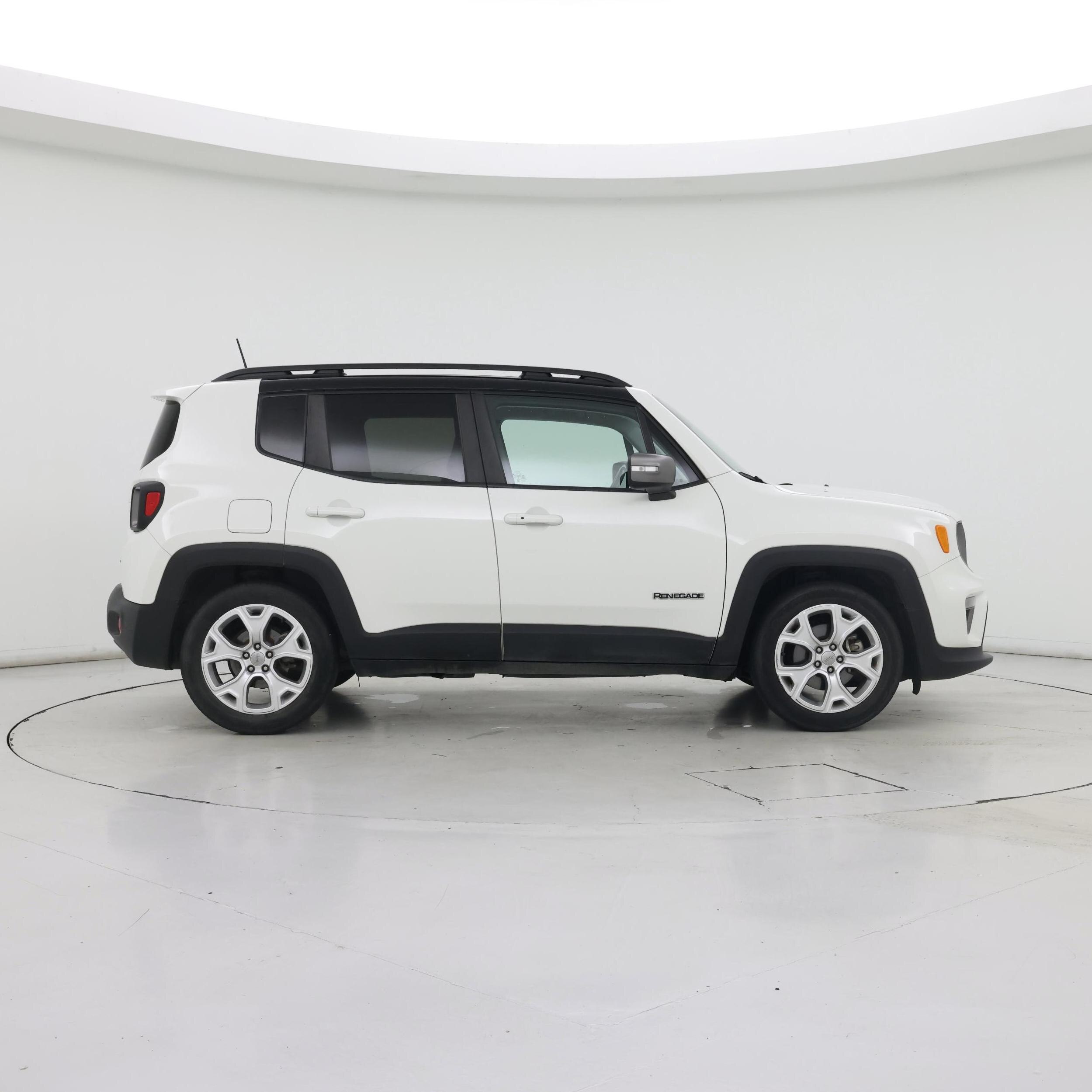 Thumbnail: 2019 Jeep Renegade - 7