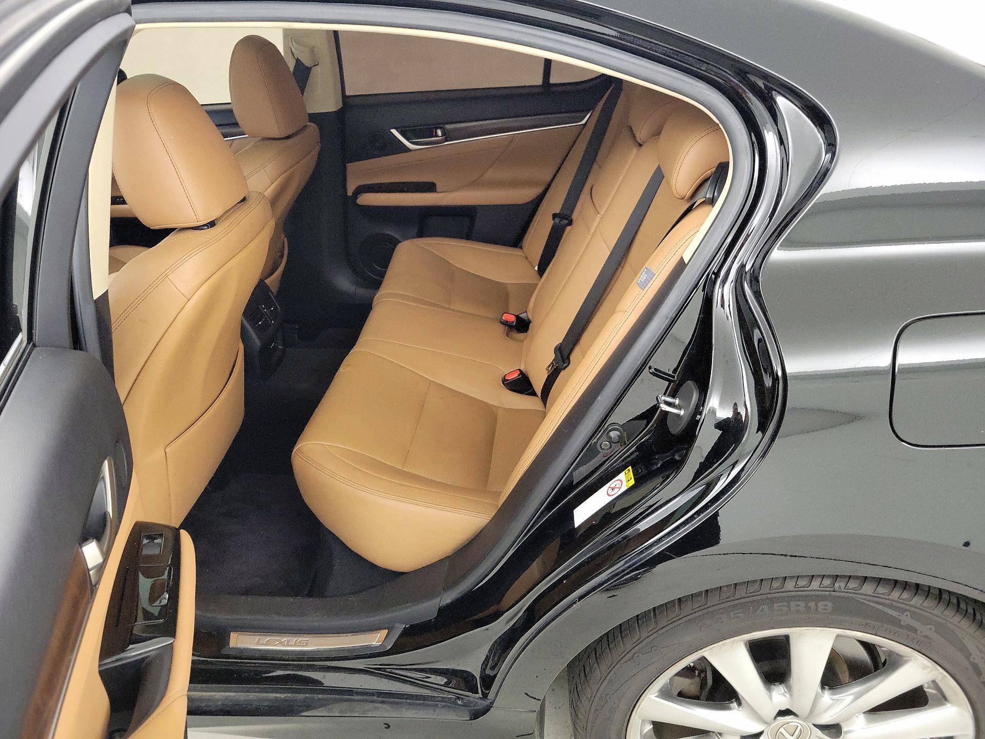 Thumbnail: 2014 Lexus GS - 19