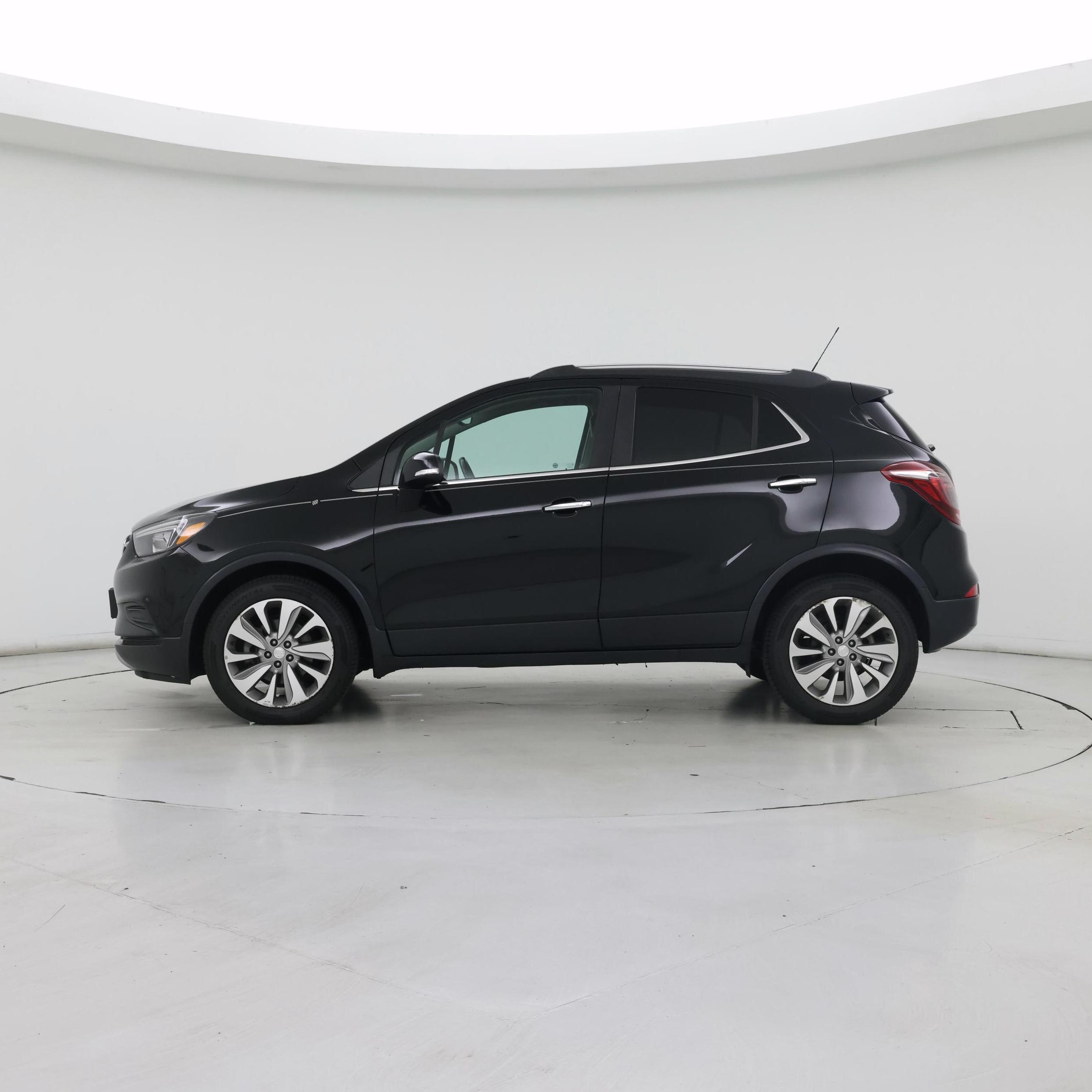 Thumbnail: 2018 Buick Encore - 3