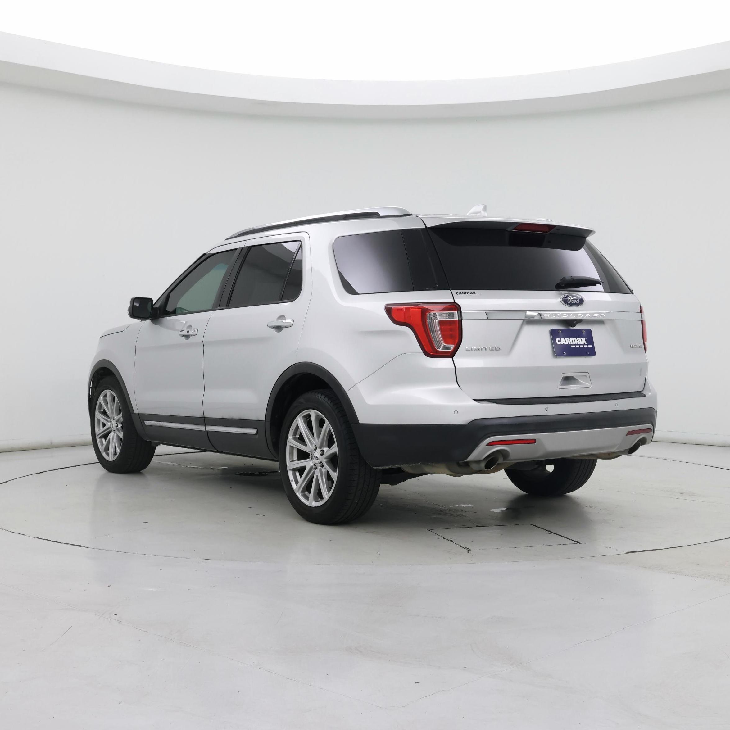 Thumbnail: 2016 Ford Explorer - 2