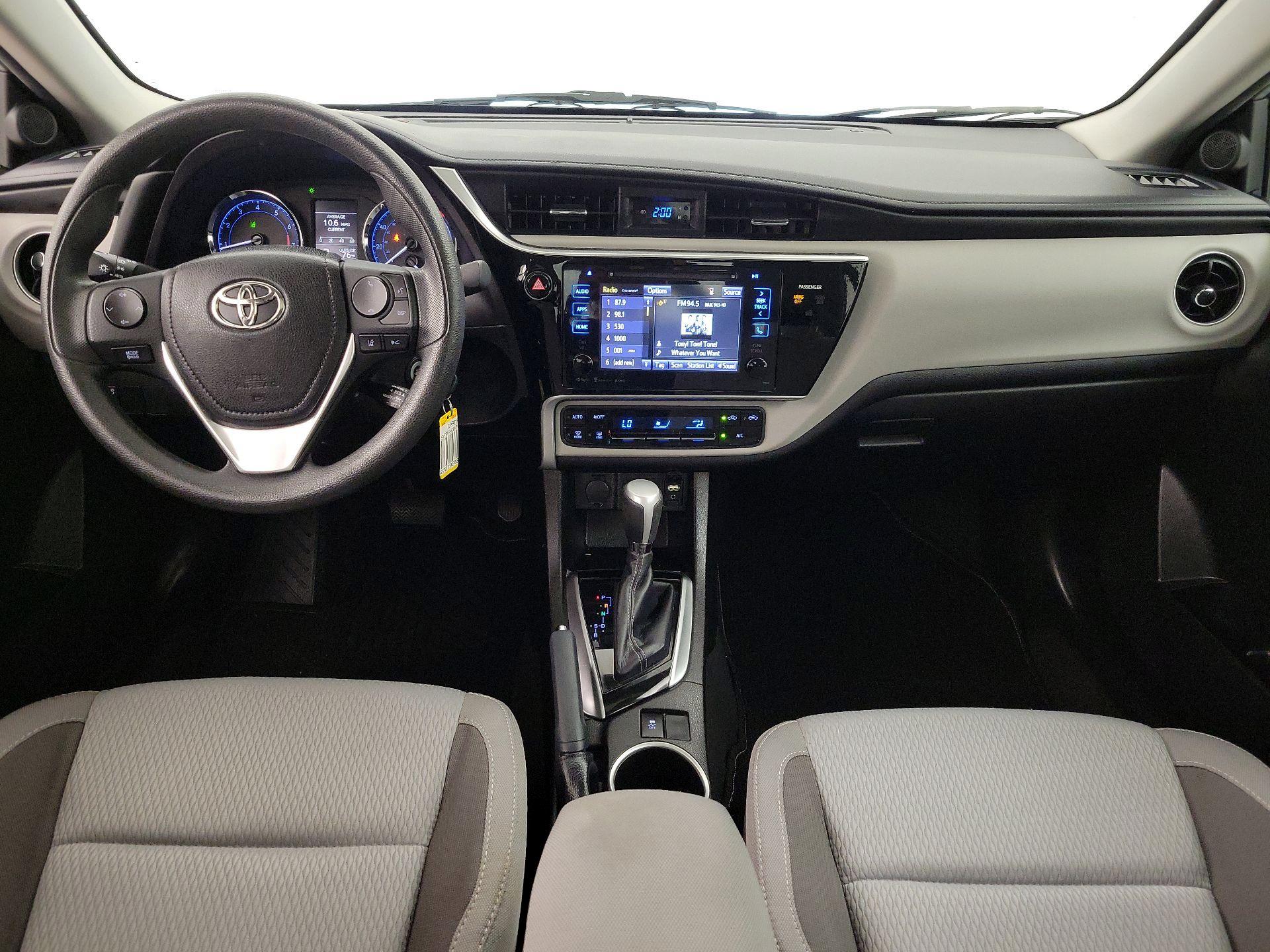 Thumbnail: 2017 Toyota Corolla - 9