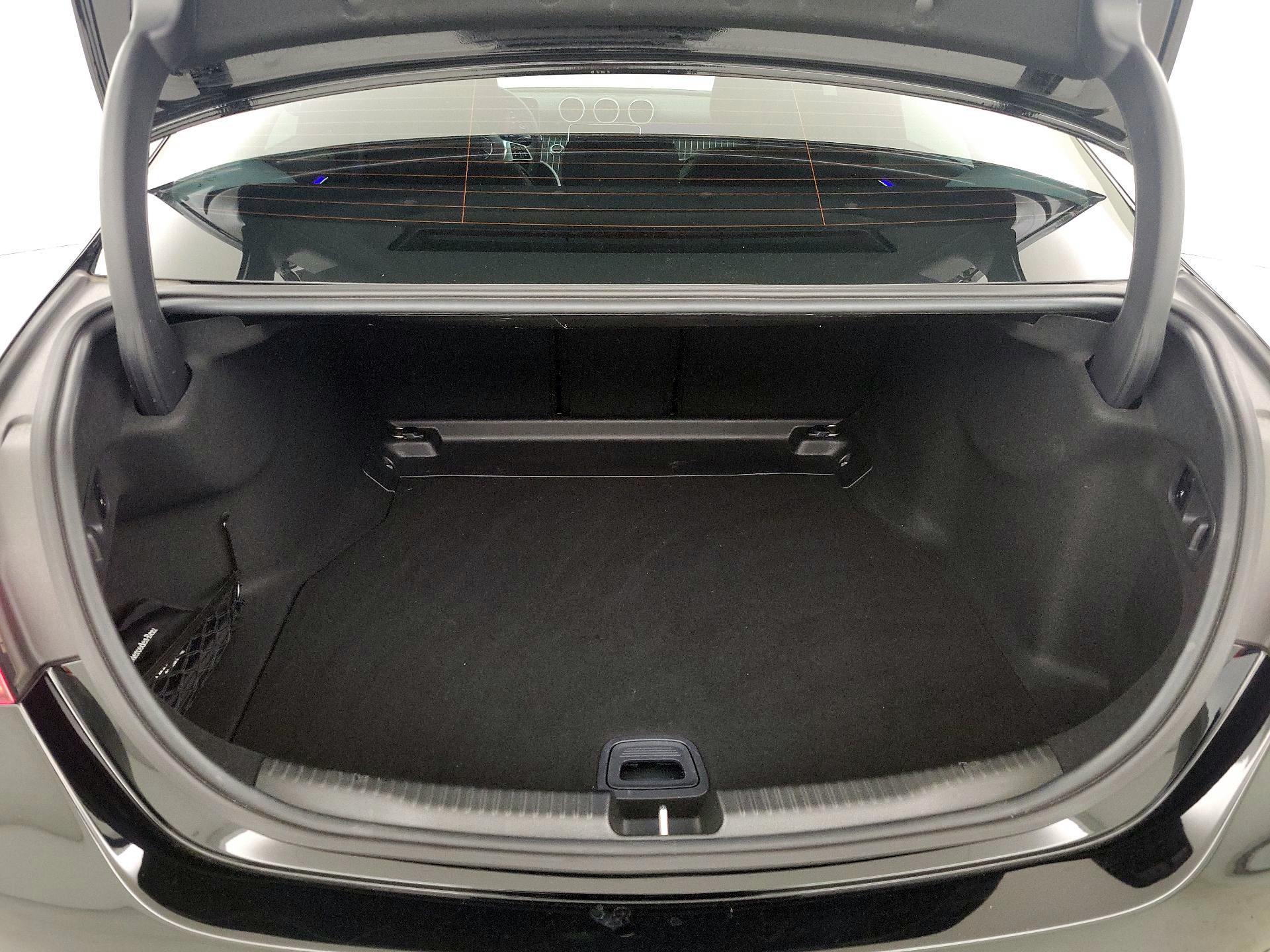 Thumbnail: 2023 Mercedes-Benz C-Class - 20