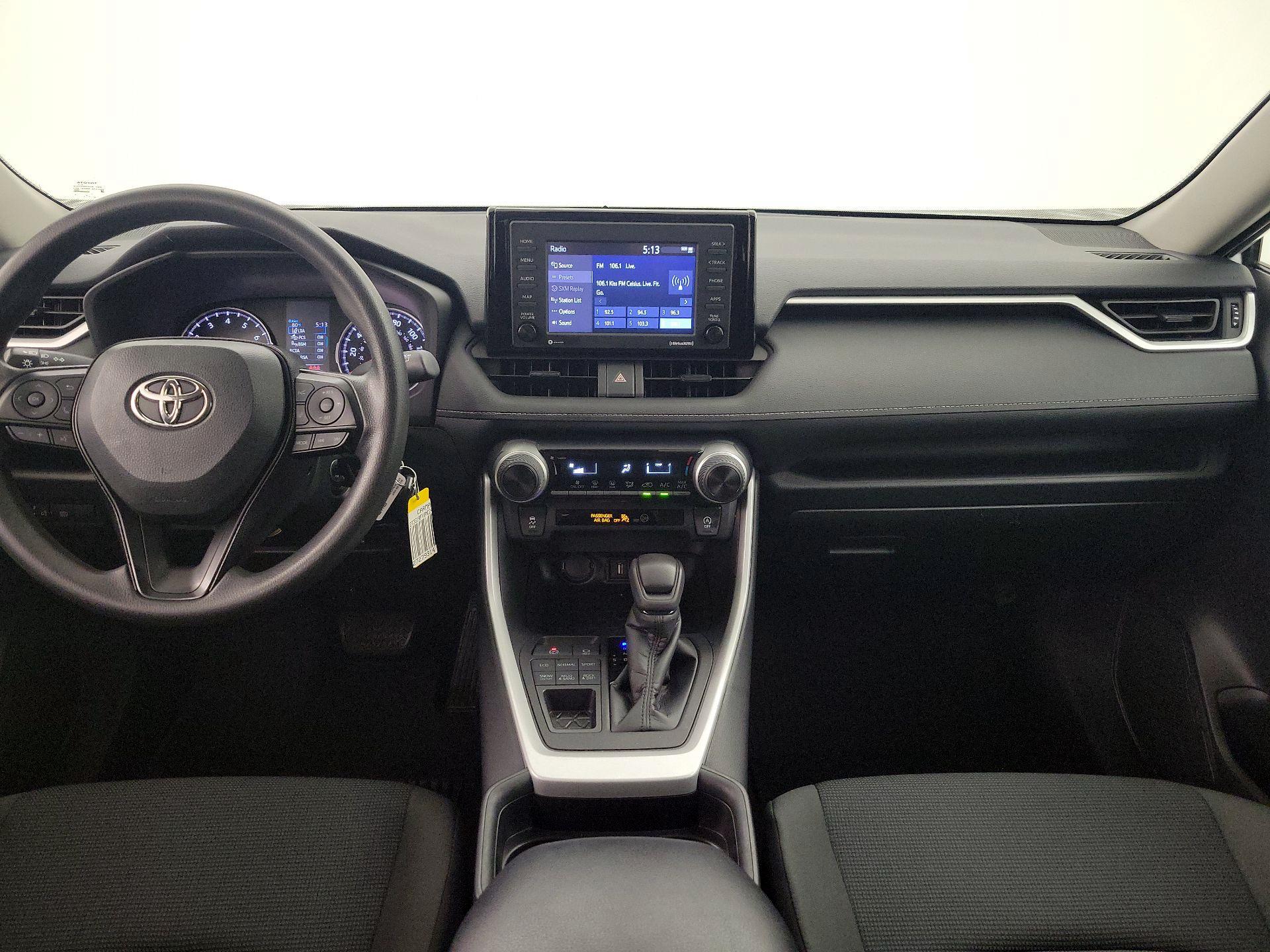 Thumbnail: 2021 Toyota RAV4 - 9