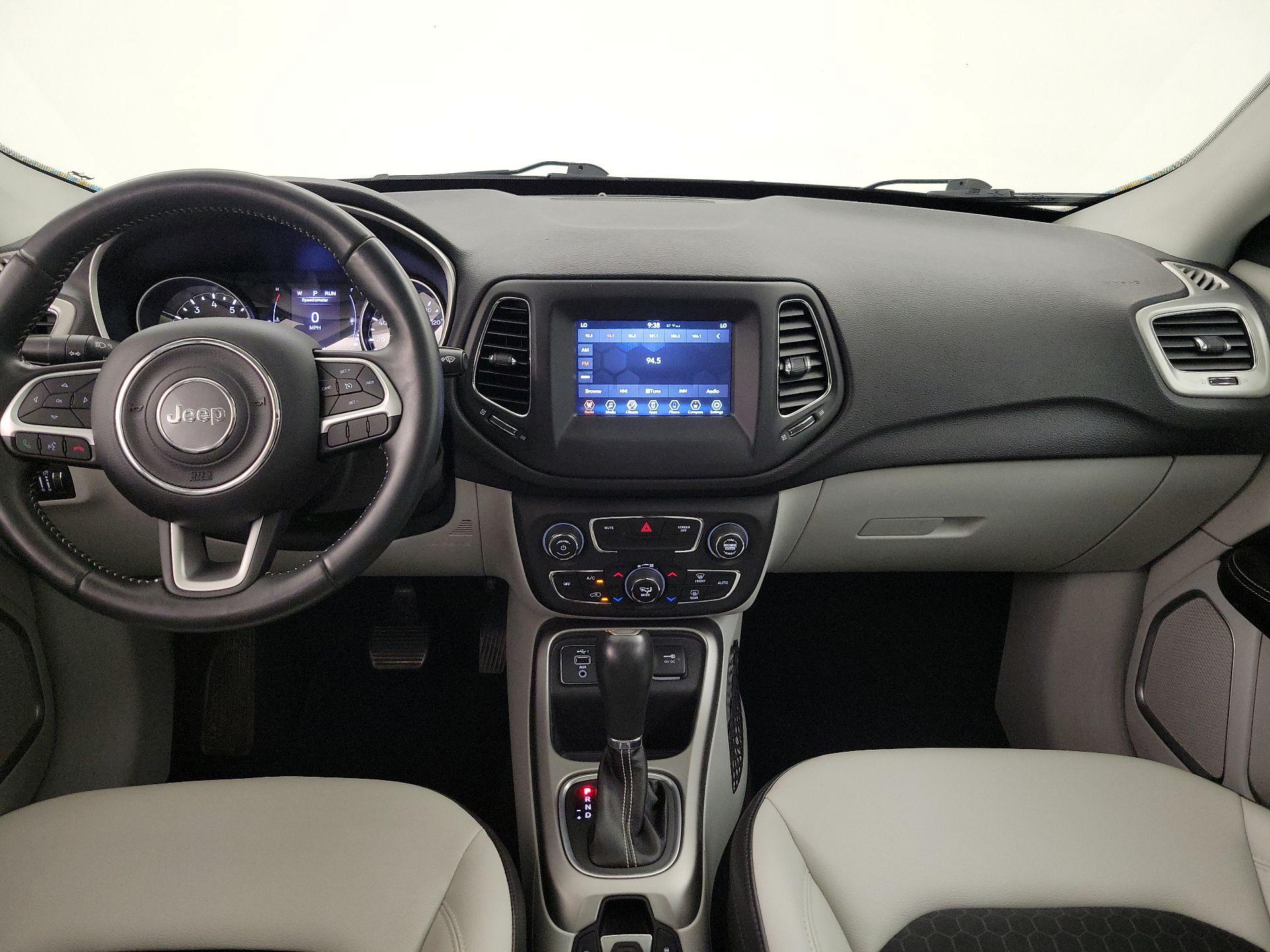 Thumbnail: 2019 Jeep Compass - 9