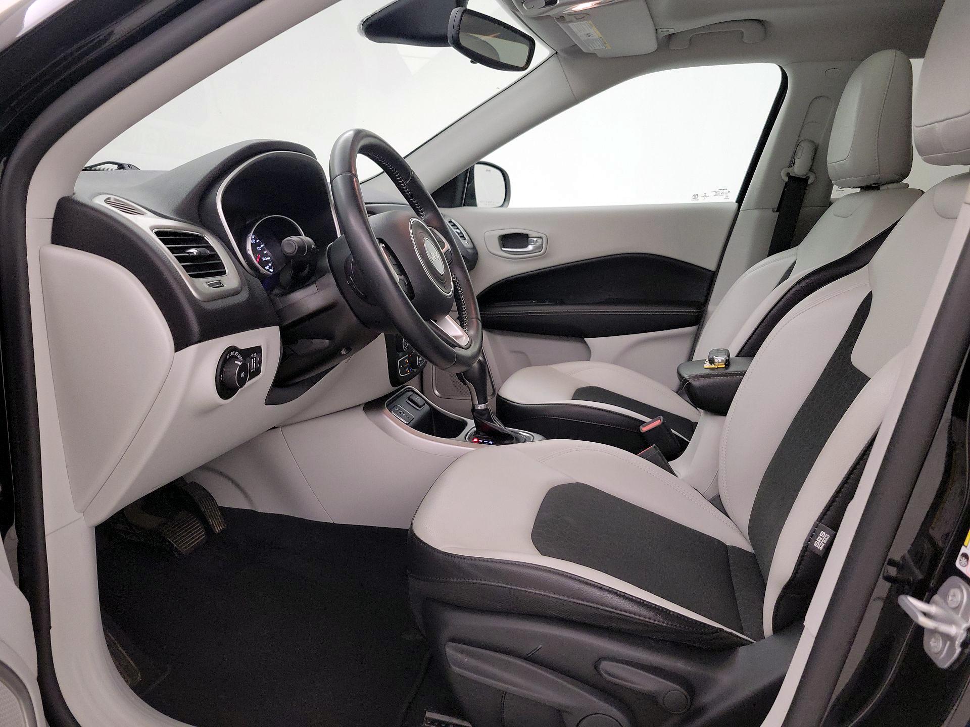 Thumbnail: 2019 Jeep Compass - 11