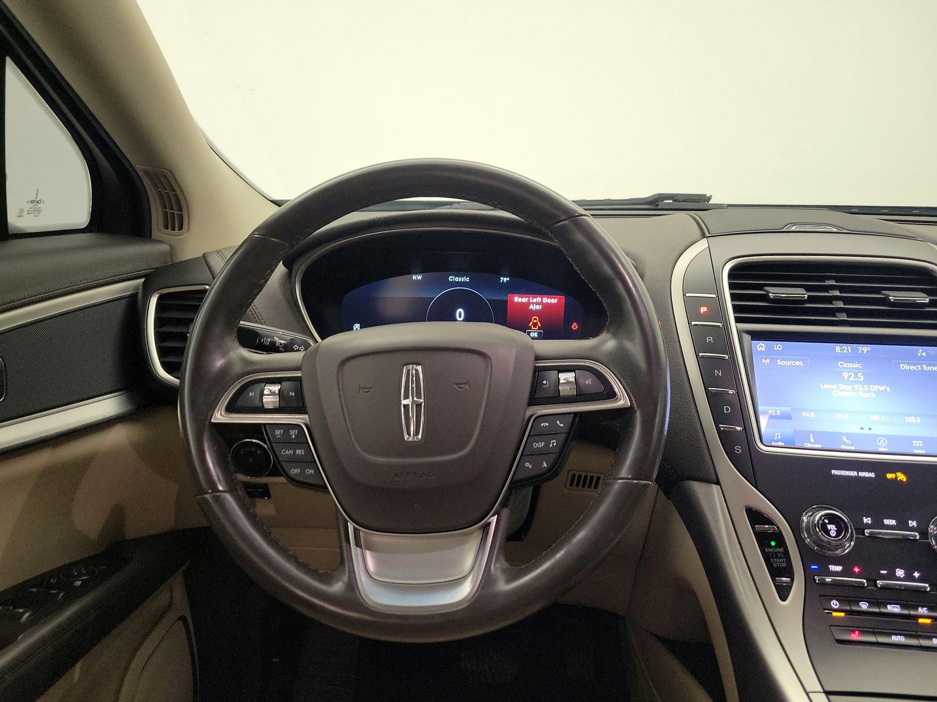 Thumbnail: 2020 Lincoln Nautilus - 10