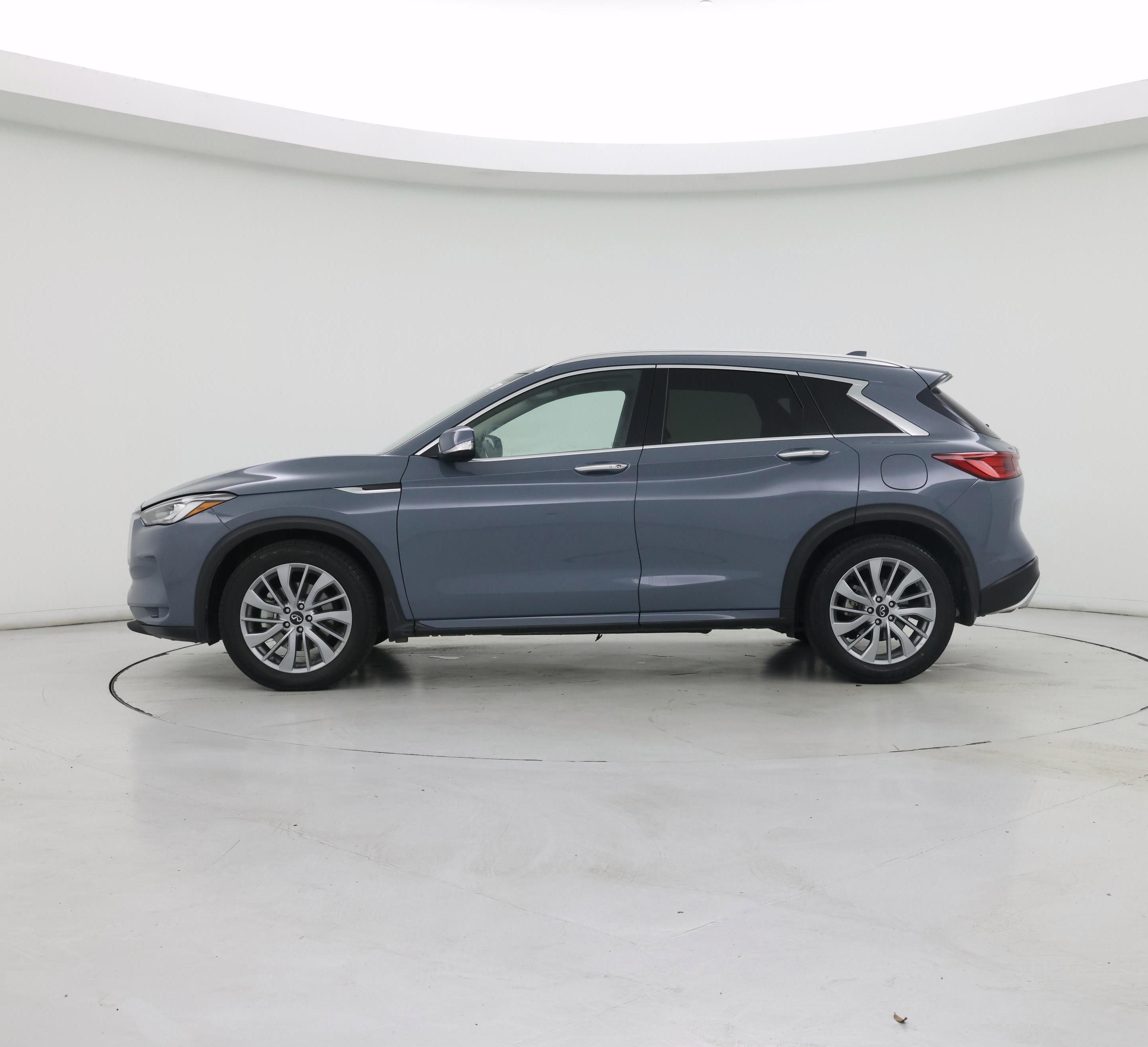 Thumbnail: 2023 INFINITI QX50 - 3