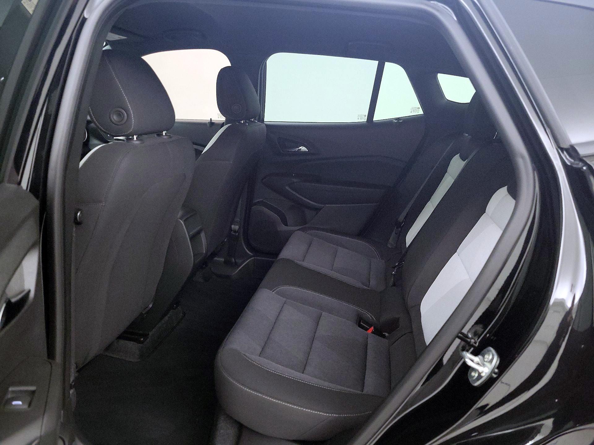 Thumbnail: 2024 Chevrolet Trax - 18