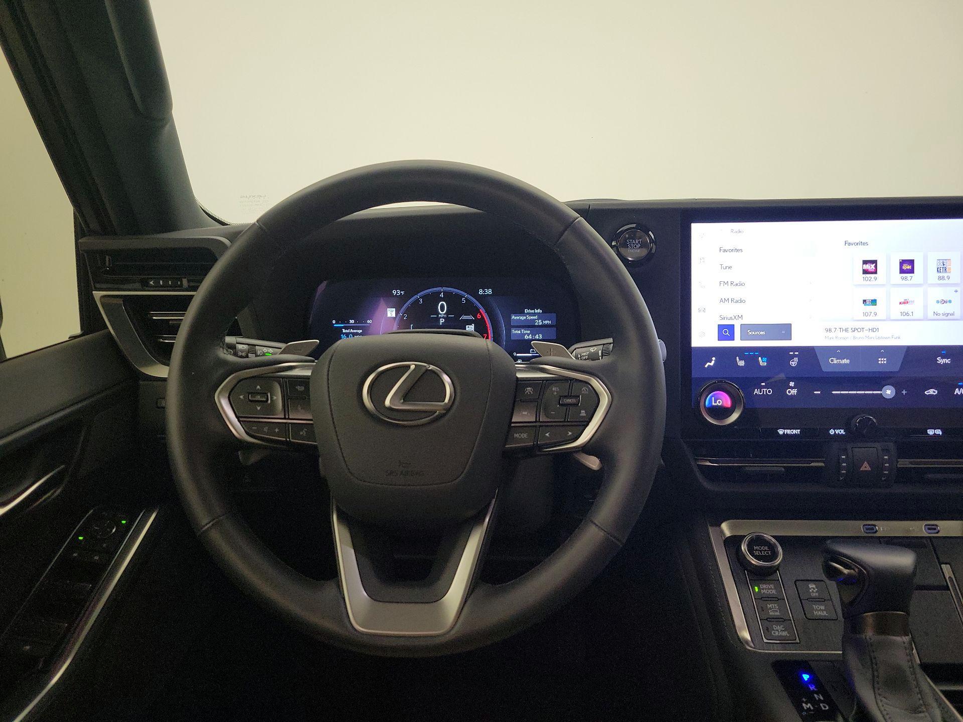 Thumbnail: 2024 Lexus GX - 10