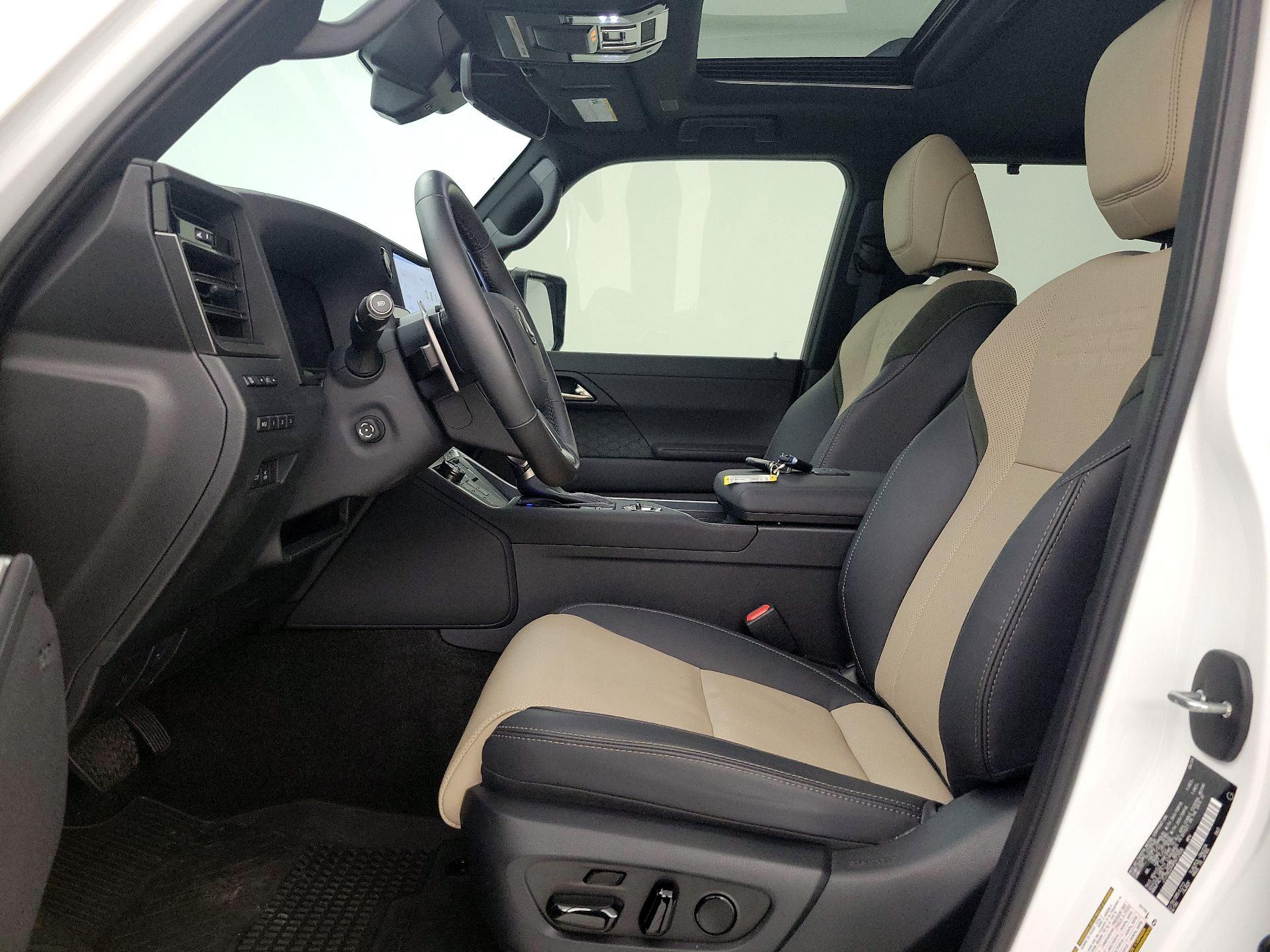 Thumbnail: 2024 Lexus GX - 11