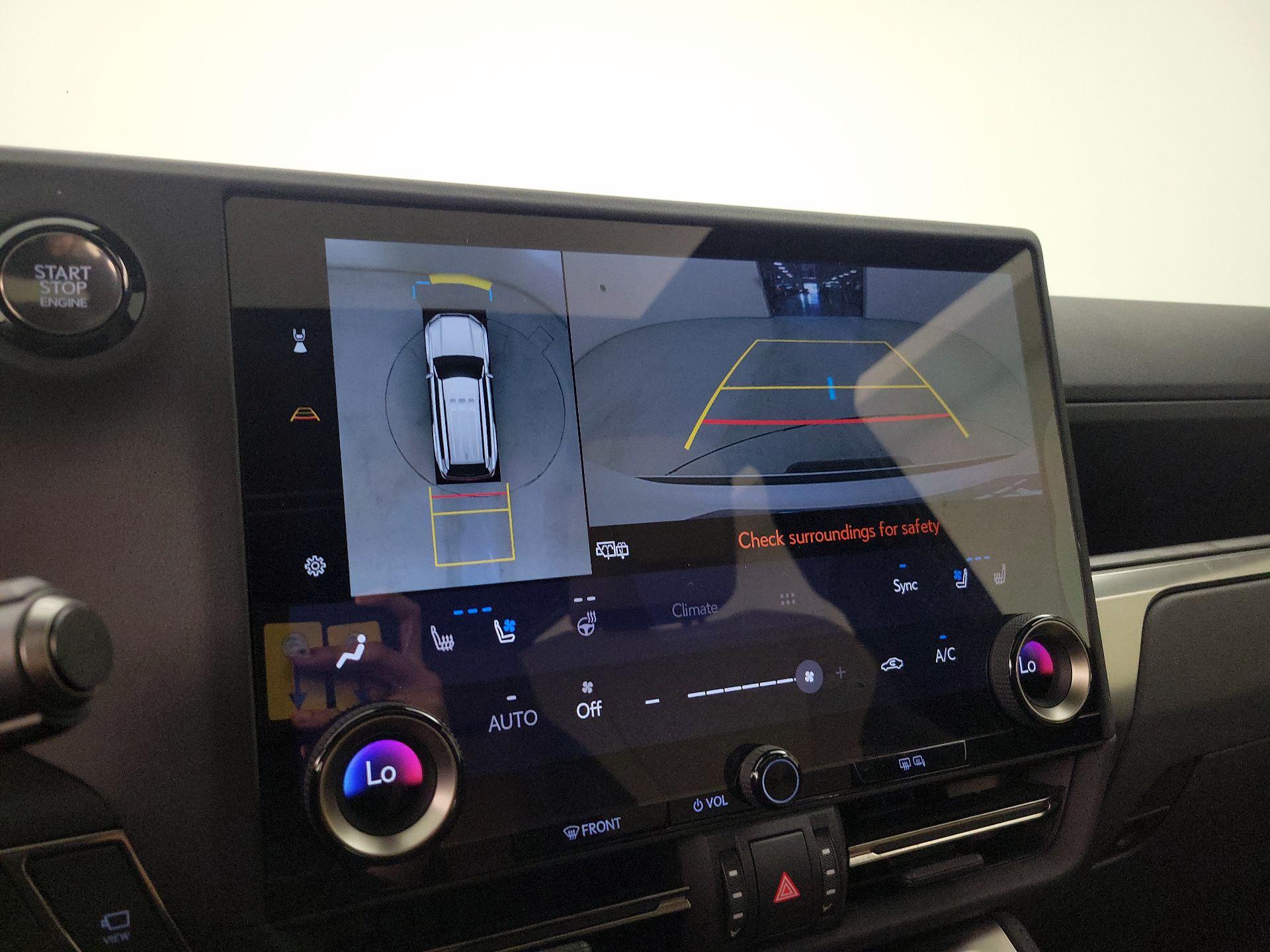 Thumbnail: 2024 Lexus GX - 14