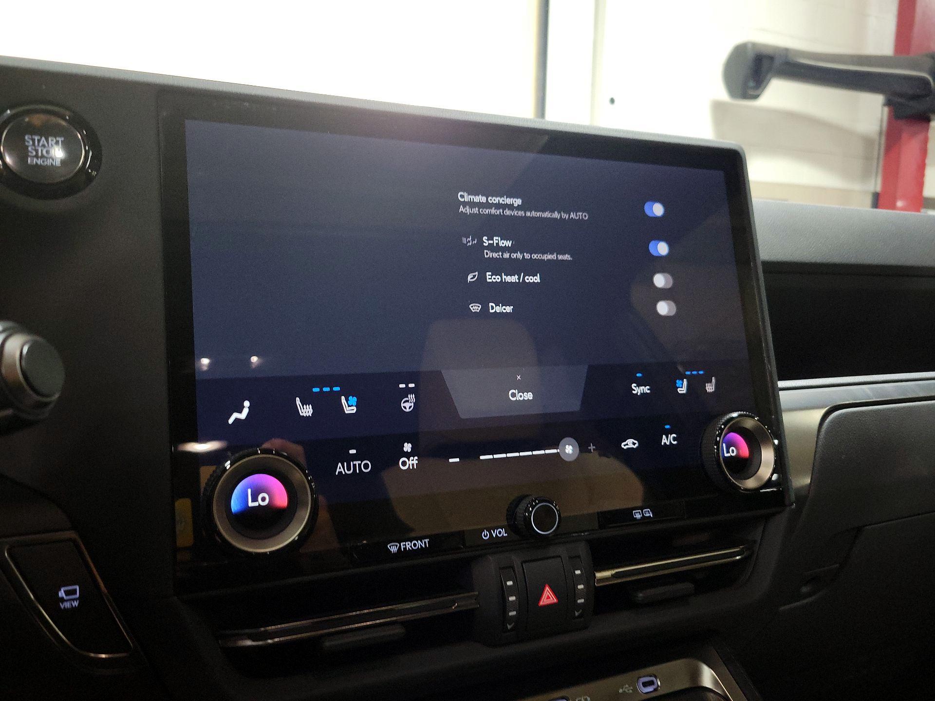 Thumbnail: 2024 Lexus GX - 16