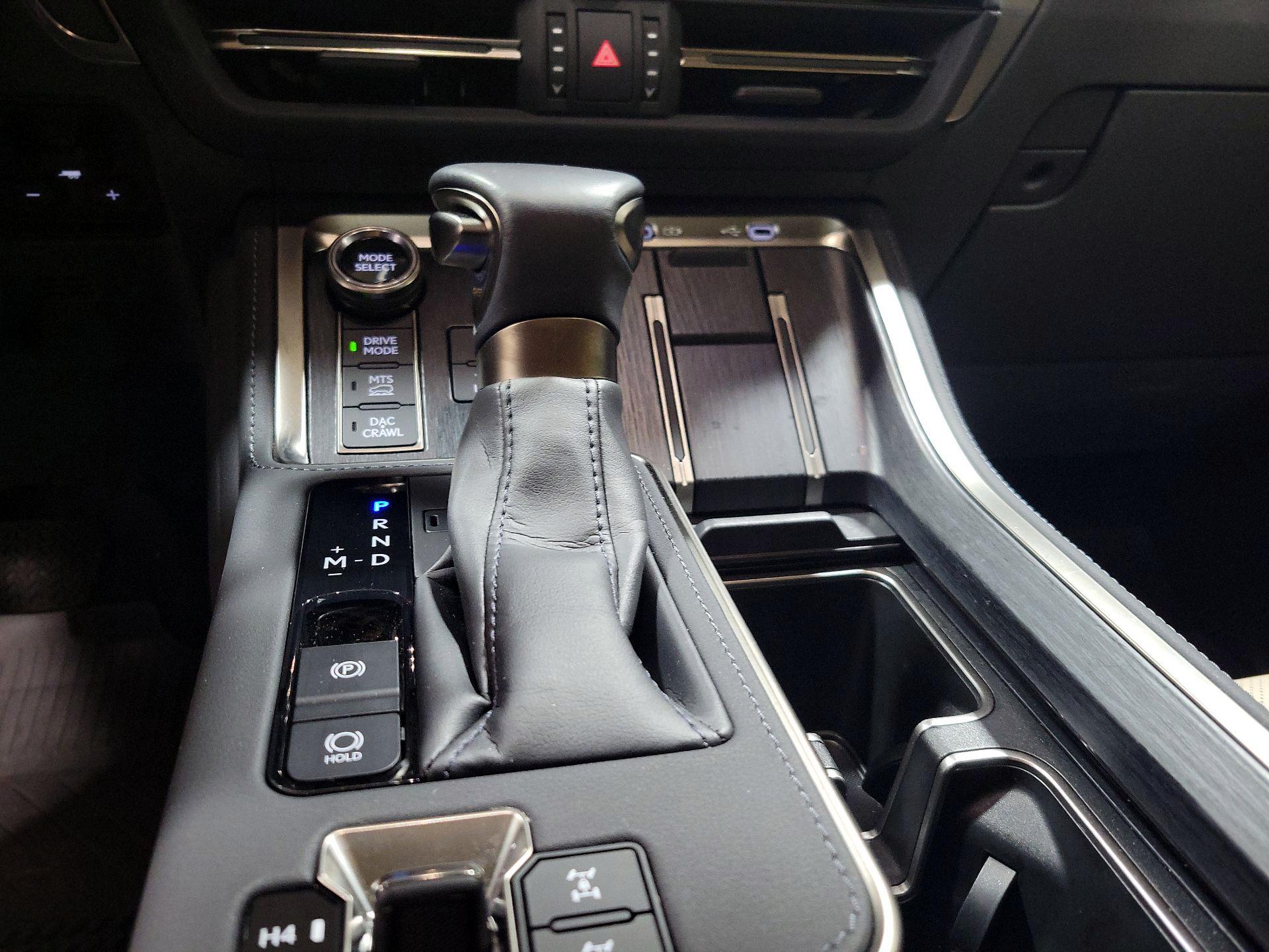 Thumbnail: 2024 Lexus GX - 17