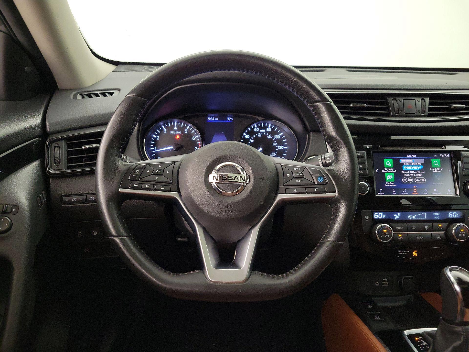 Thumbnail: 2018 Nissan Rogue - 10