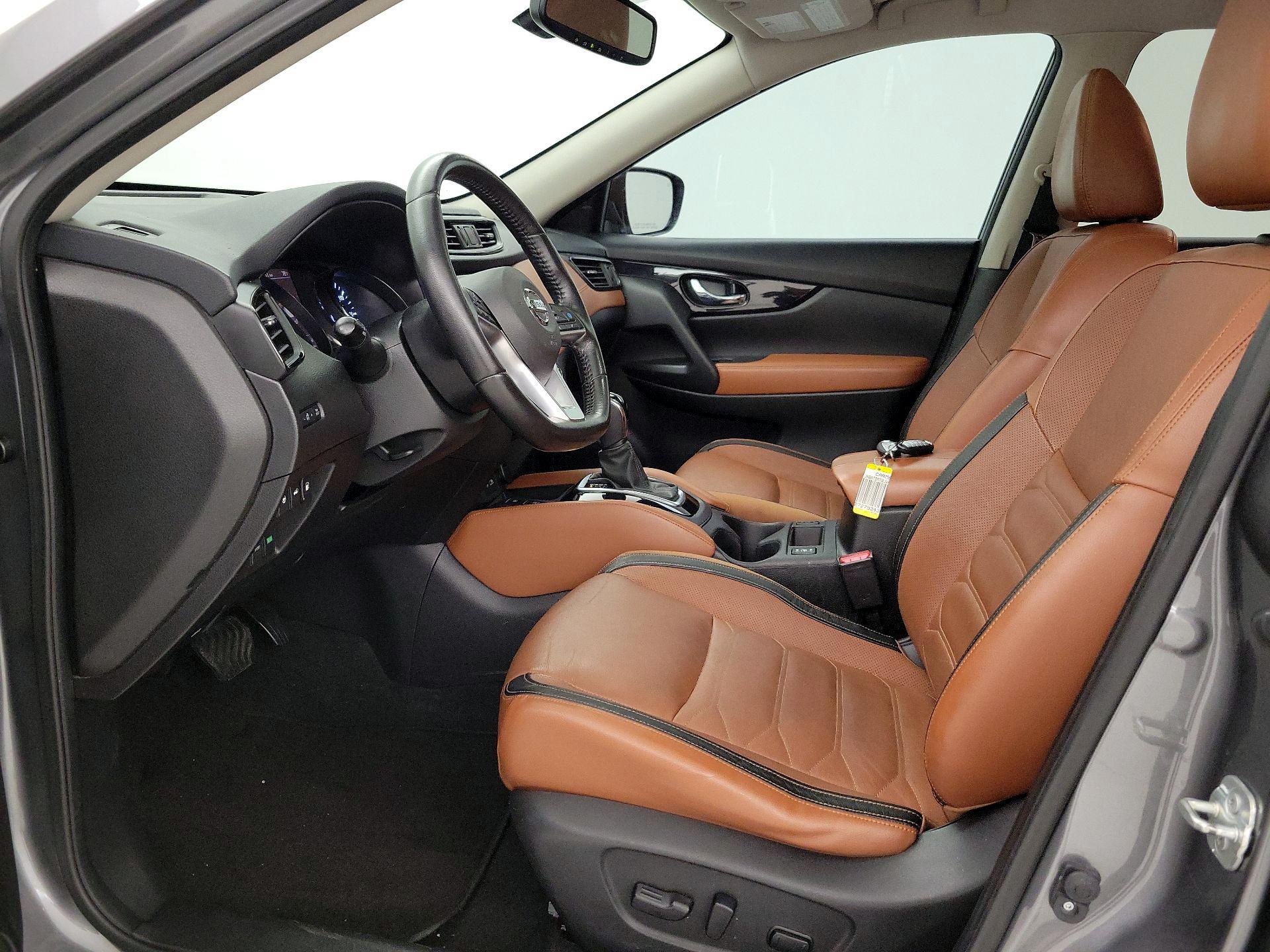 Thumbnail: 2018 Nissan Rogue - 11