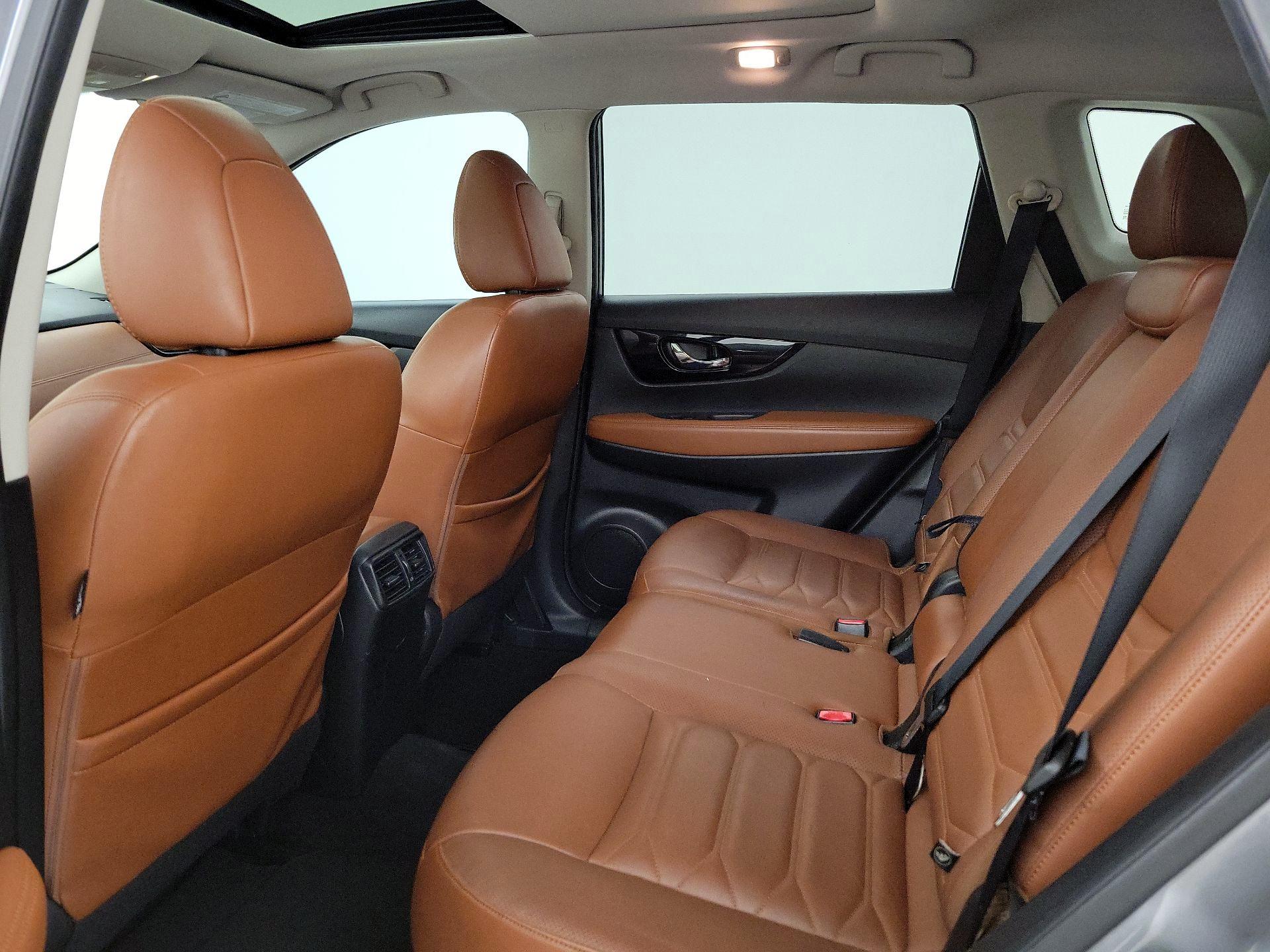 Thumbnail: 2018 Nissan Rogue - 19