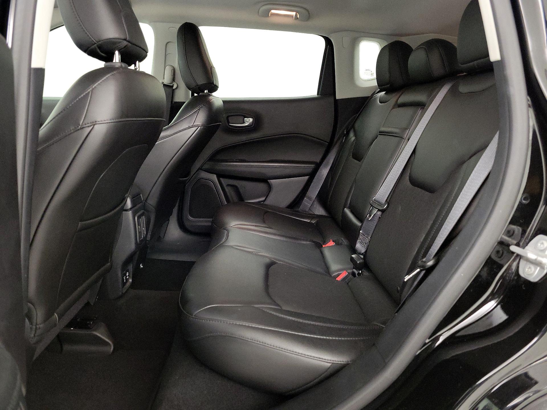Thumbnail: 2018 Jeep Compass - 18