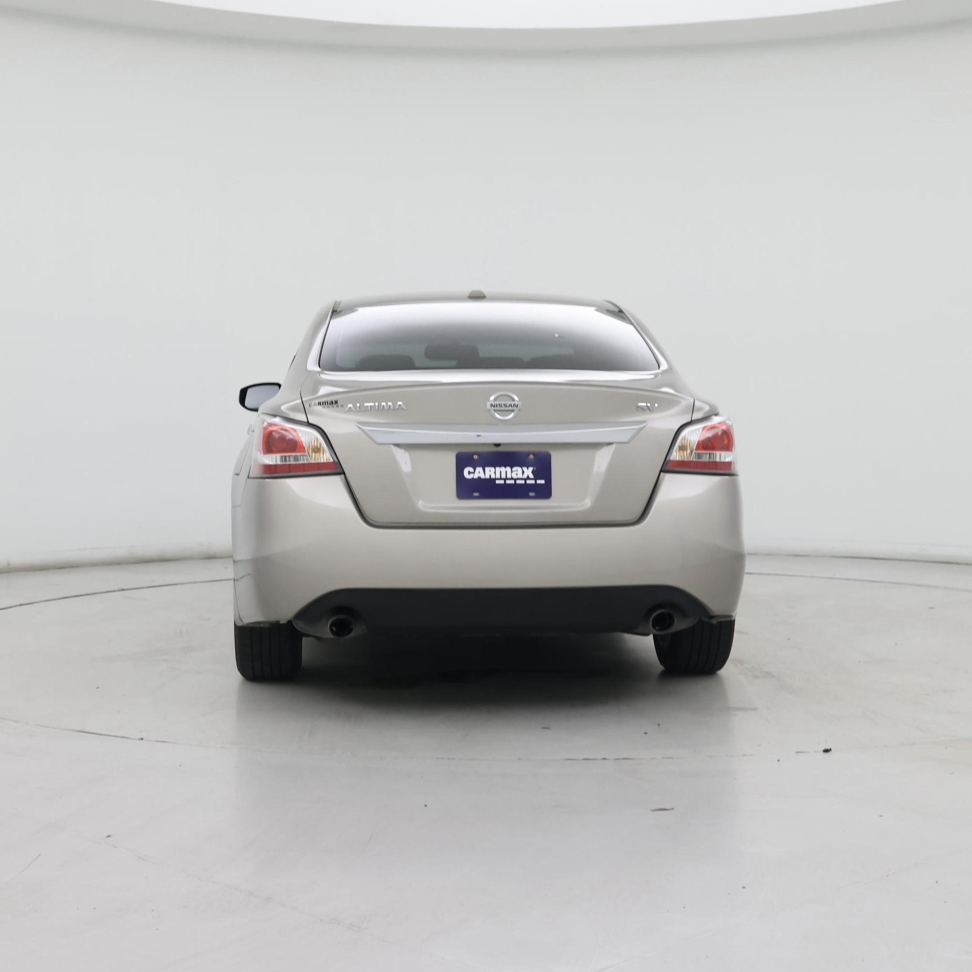 Thumbnail: 2015 Nissan Altima - 6