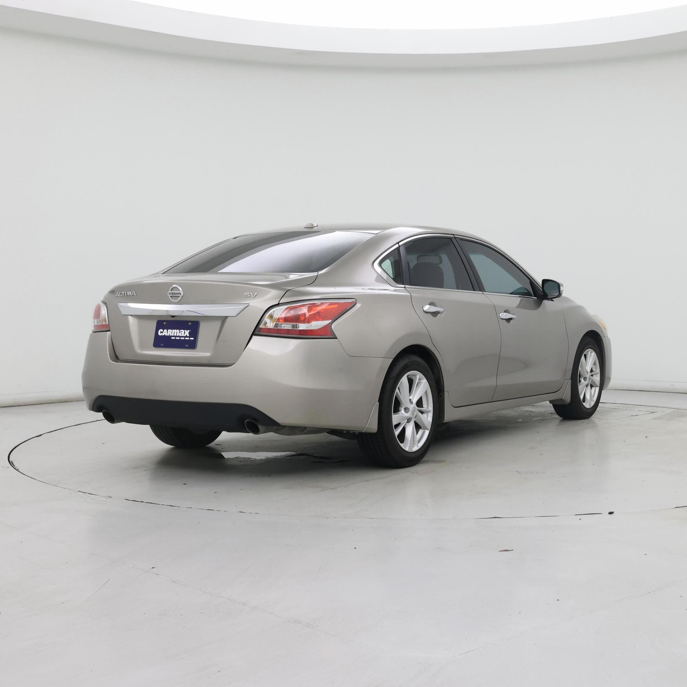 Thumbnail: 2015 Nissan Altima - 8