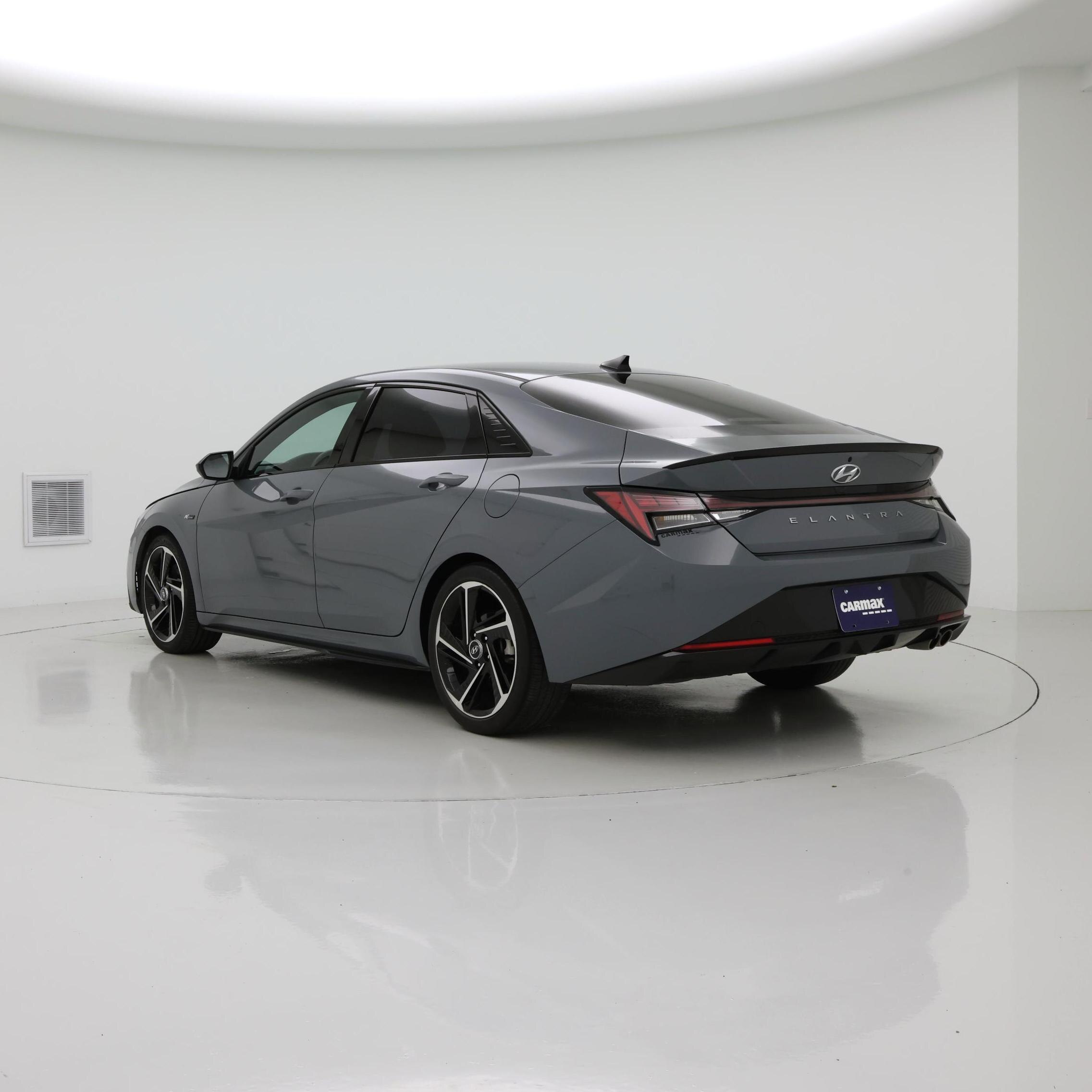 Thumbnail: 2022 Hyundai Elantra - 2
