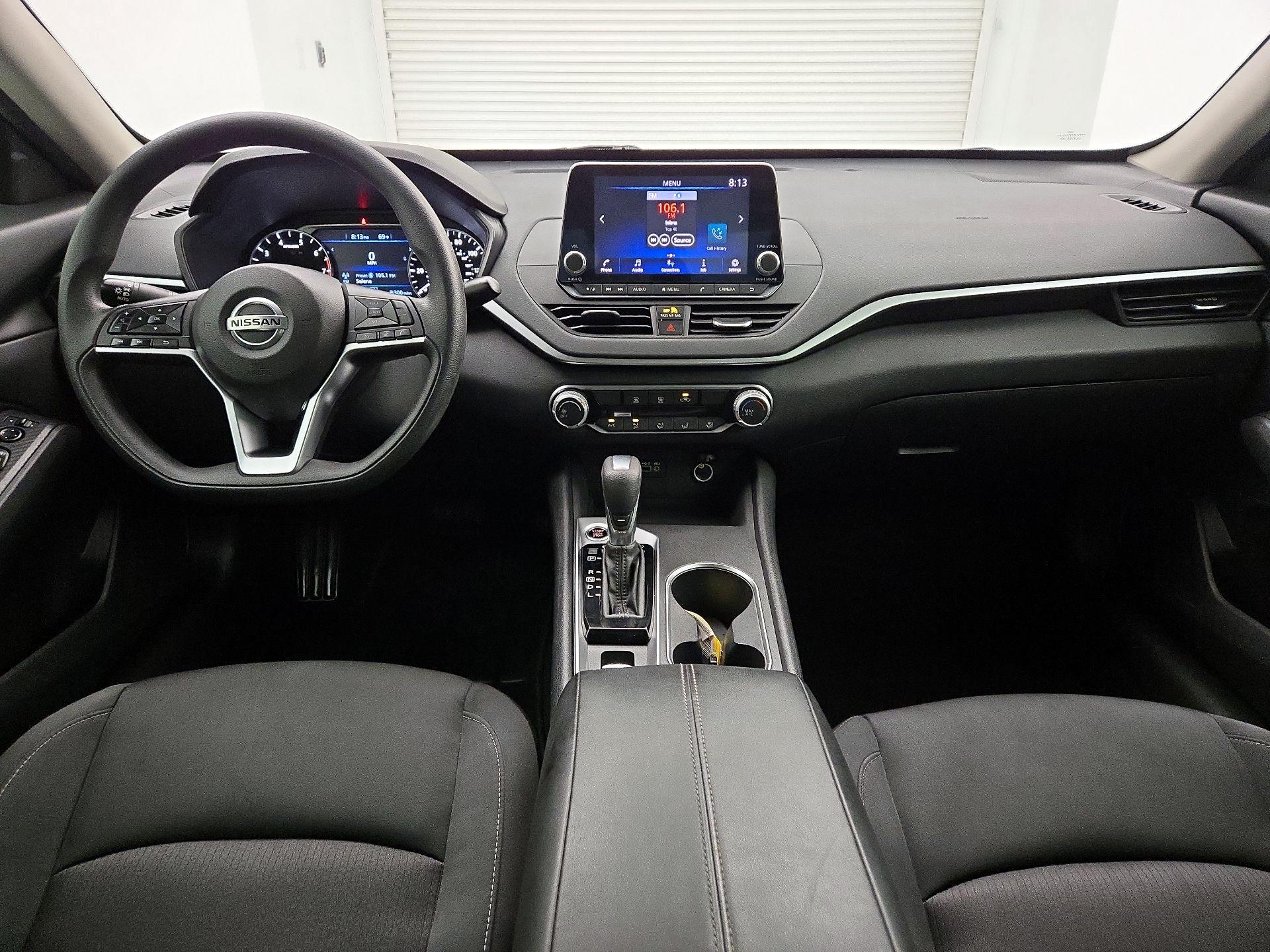 Thumbnail: 2022 Nissan Altima - 9