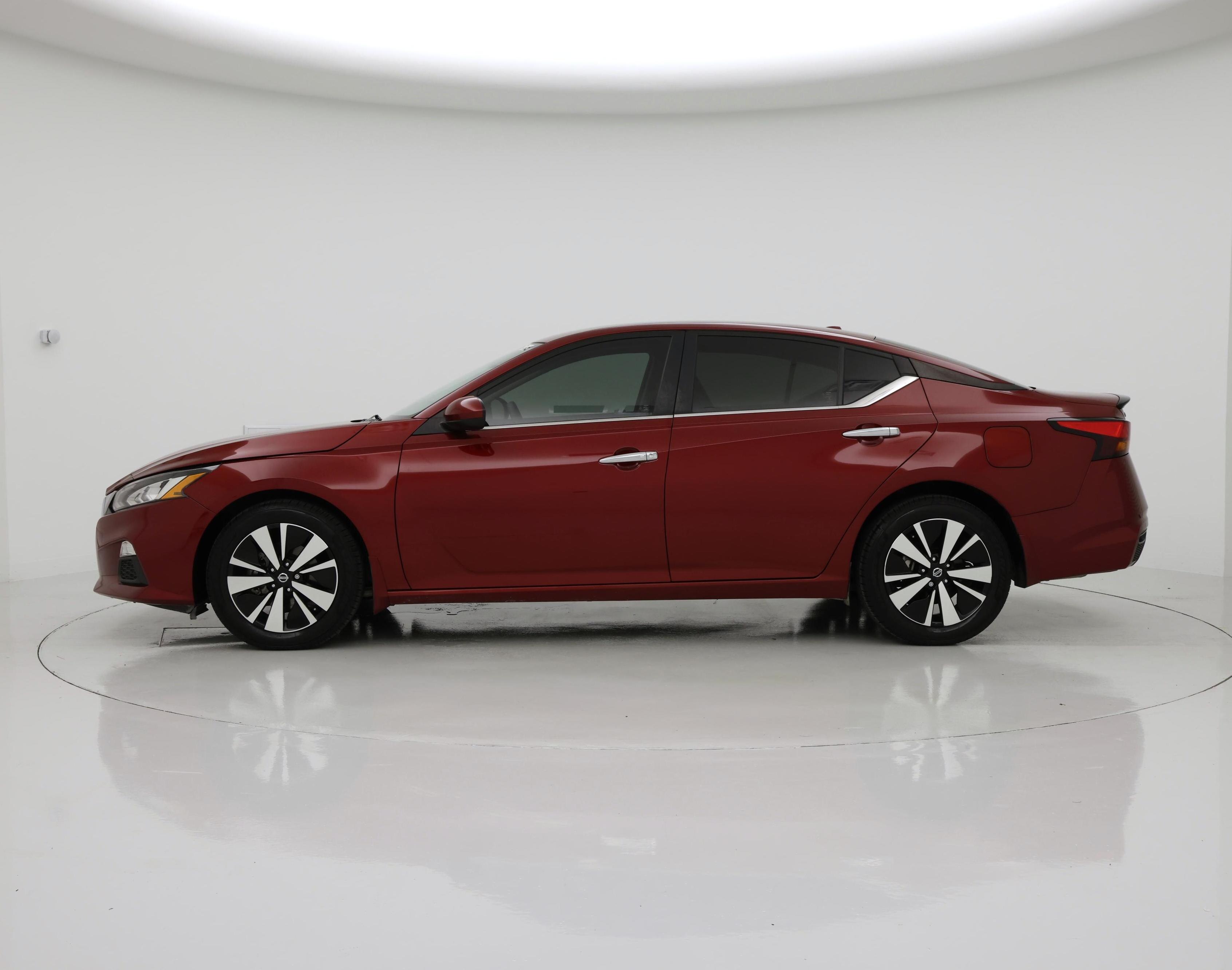 Thumbnail: 2022 Nissan Altima - 3