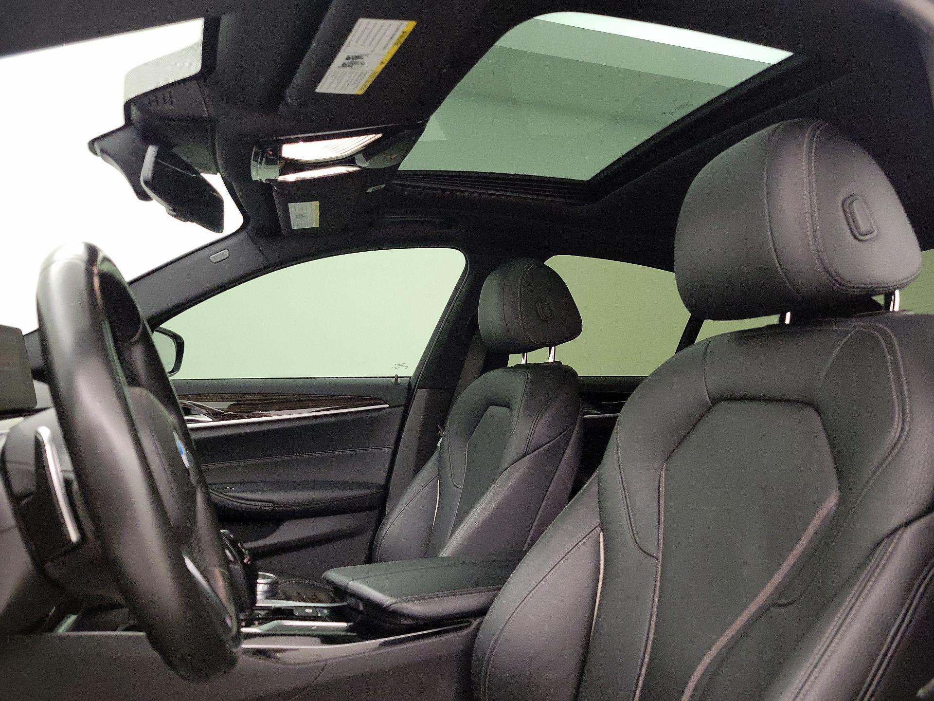 Thumbnail: 2019 BMW 5 Series - 19