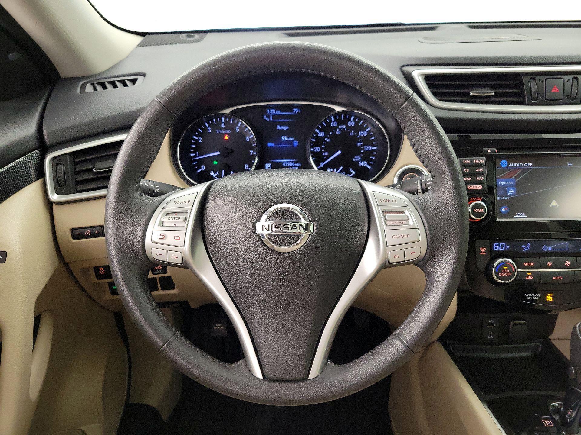 Thumbnail: 2016 Nissan Rogue - 10