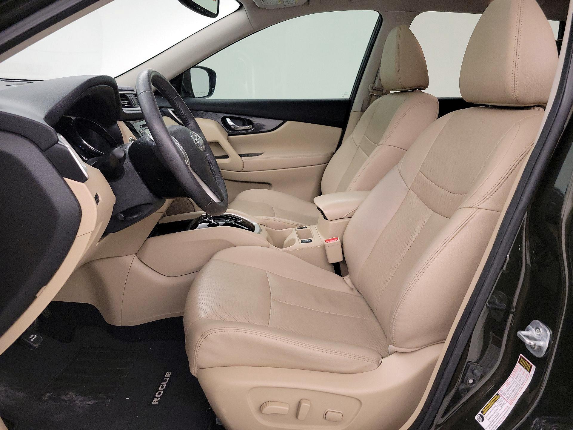 Thumbnail: 2016 Nissan Rogue - 11