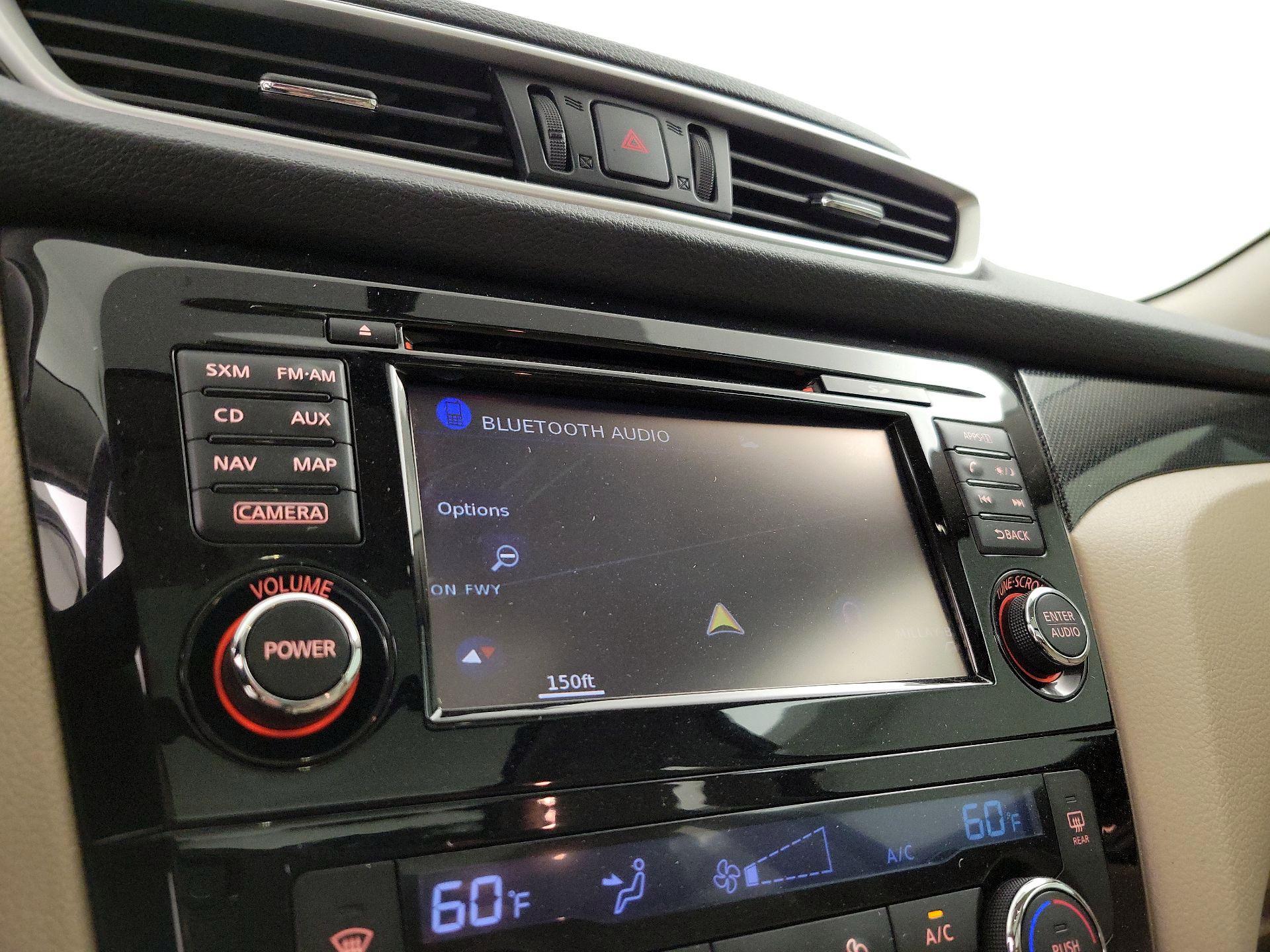 Thumbnail: 2016 Nissan Rogue - 14