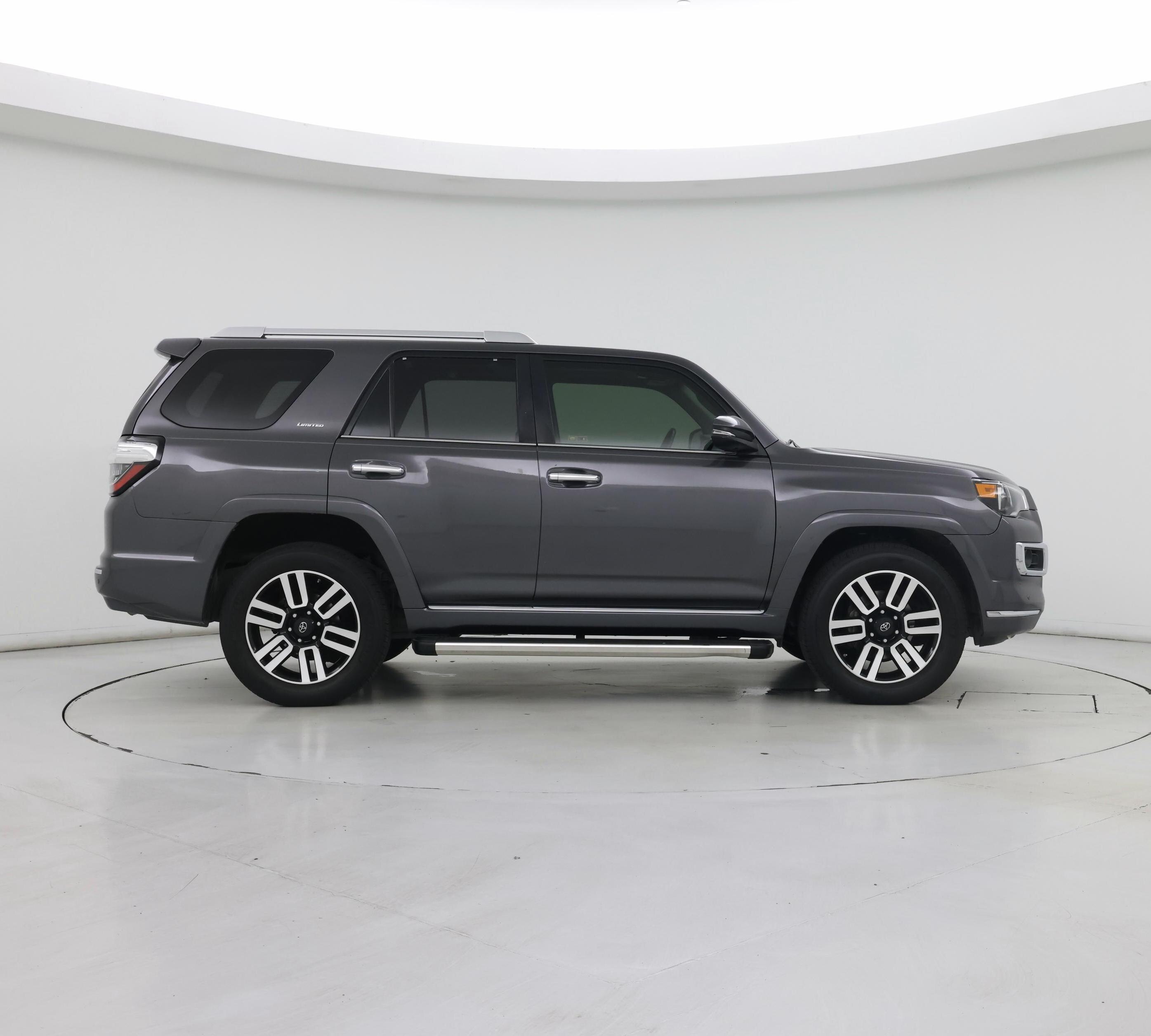 Thumbnail: 2016 Toyota 4Runner - 7
