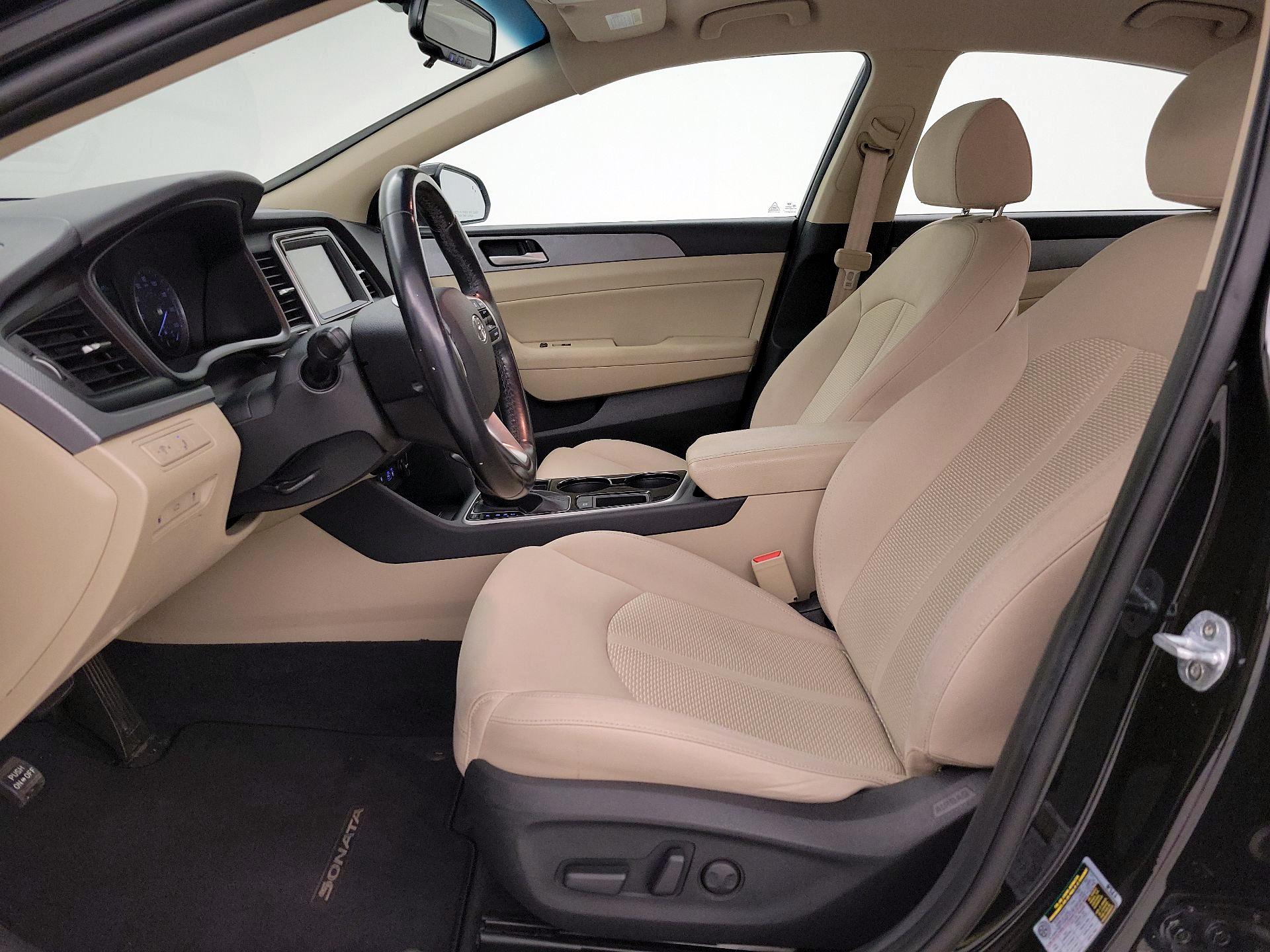 Thumbnail: 2019 Hyundai Sonata - 11