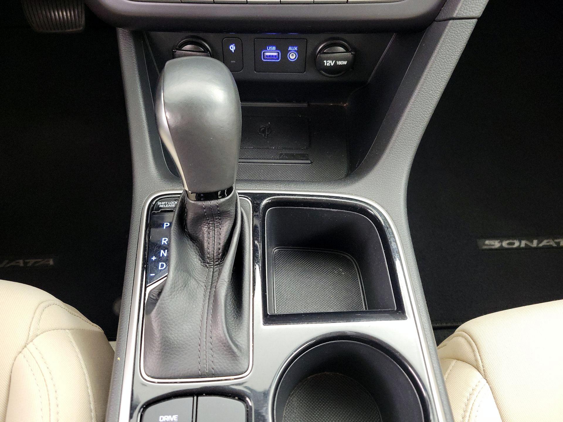Thumbnail: 2019 Hyundai Sonata - 17