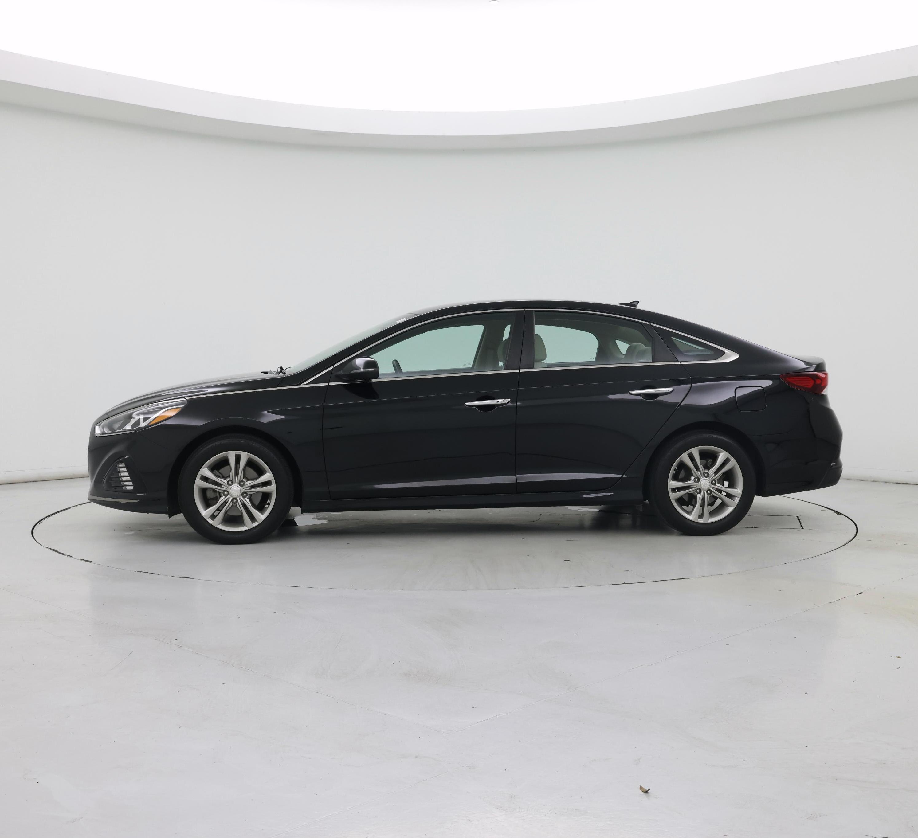 Thumbnail: 2019 Hyundai Sonata - 3