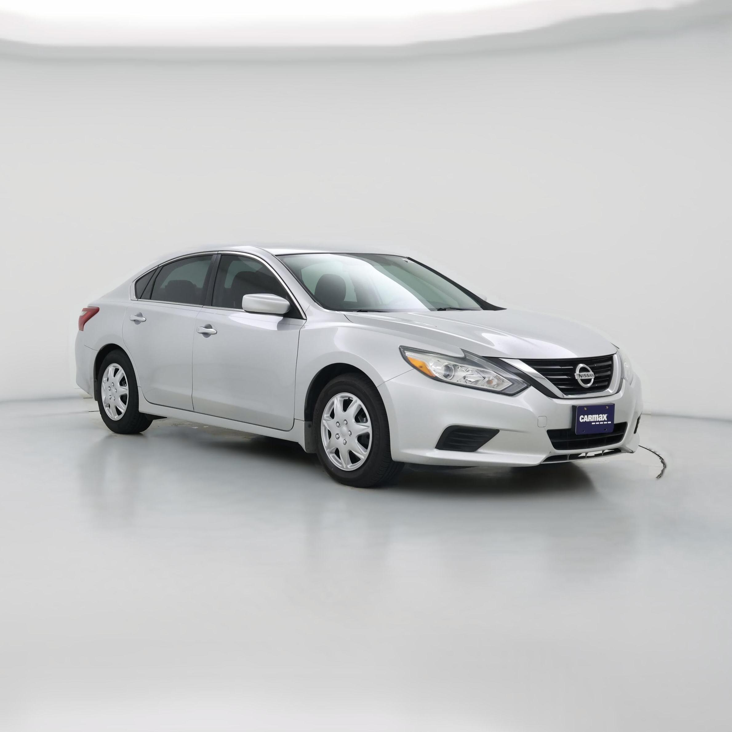 Thumbnail: 2018 Nissan Altima - 1