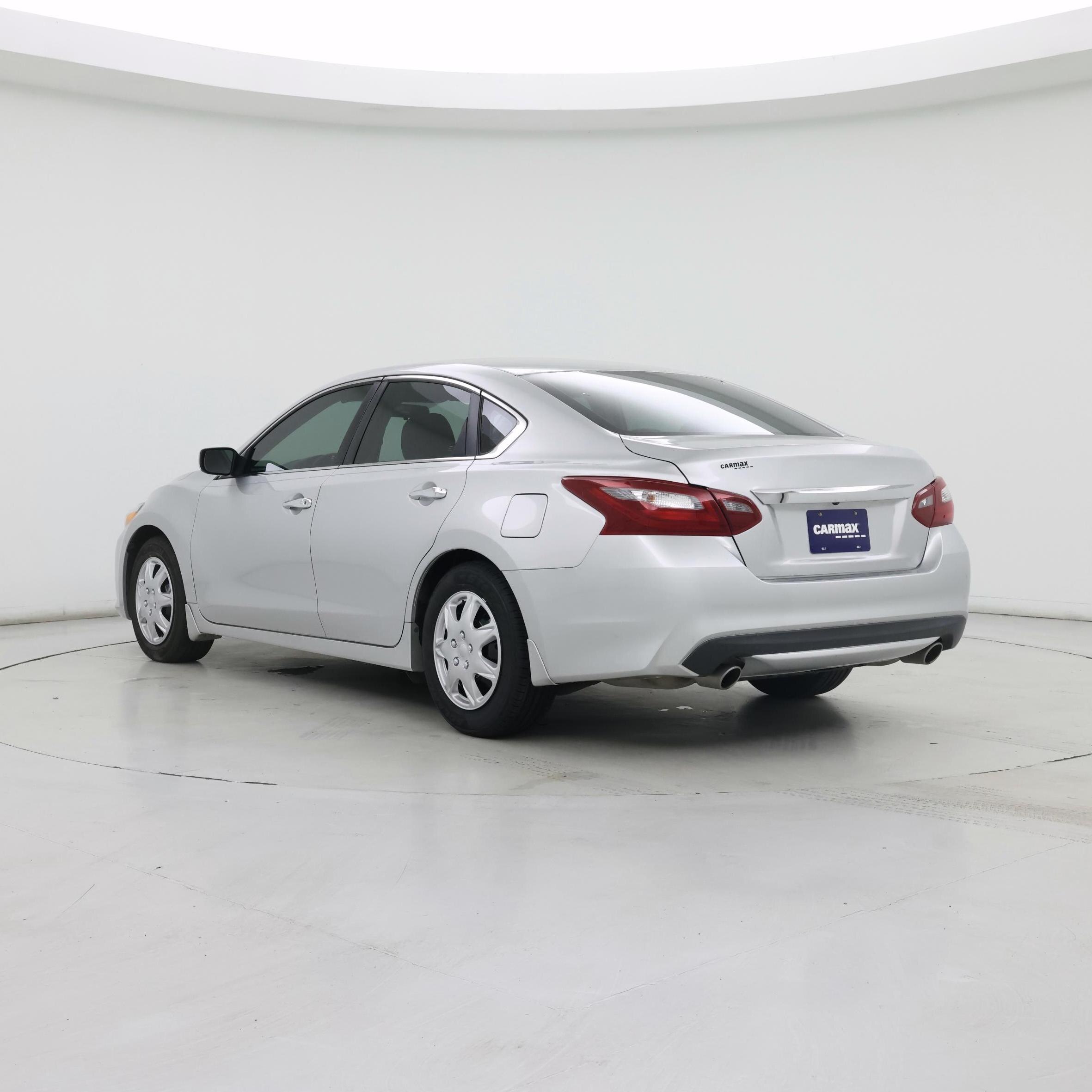 Thumbnail: 2018 Nissan Altima - 2