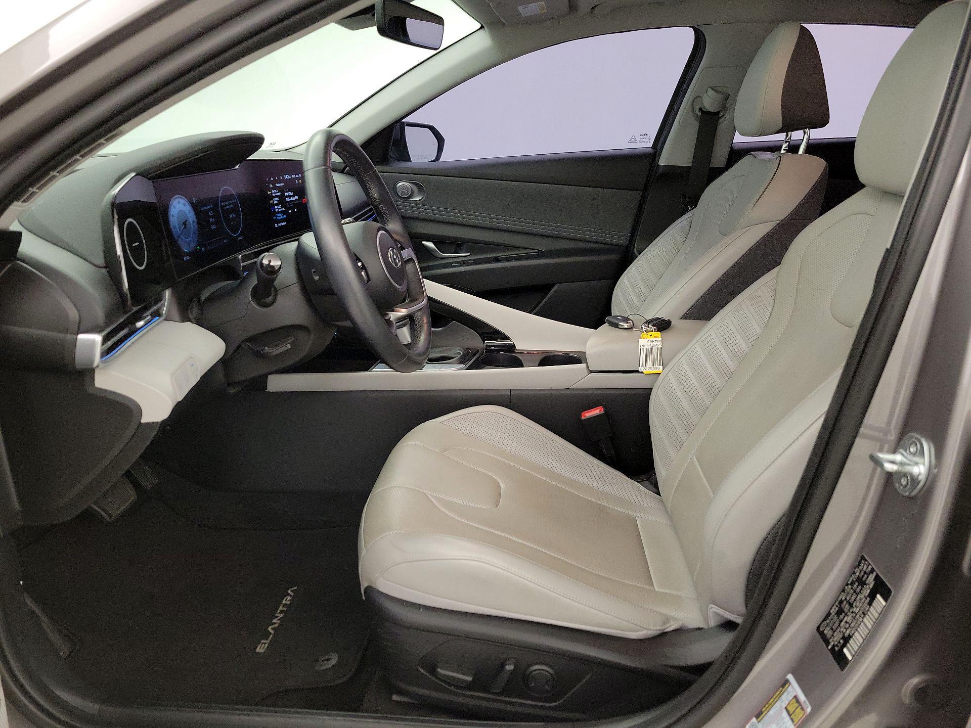 Thumbnail: 2023 Hyundai Elantra - 11