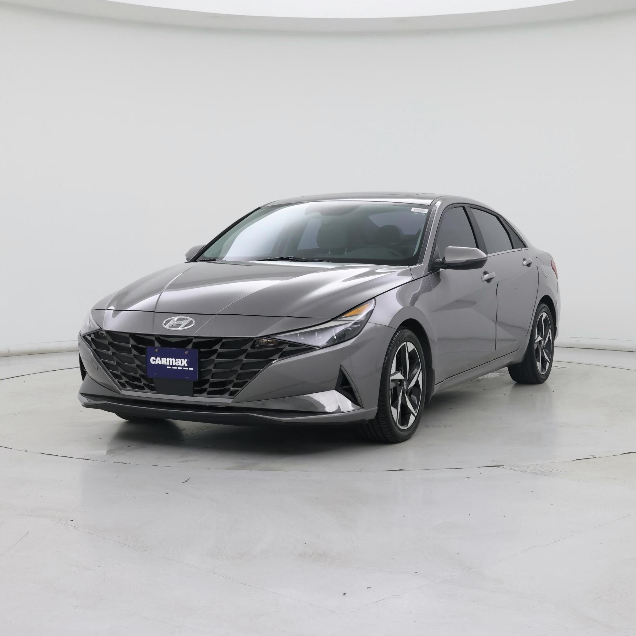 Thumbnail: 2023 Hyundai Elantra - 4