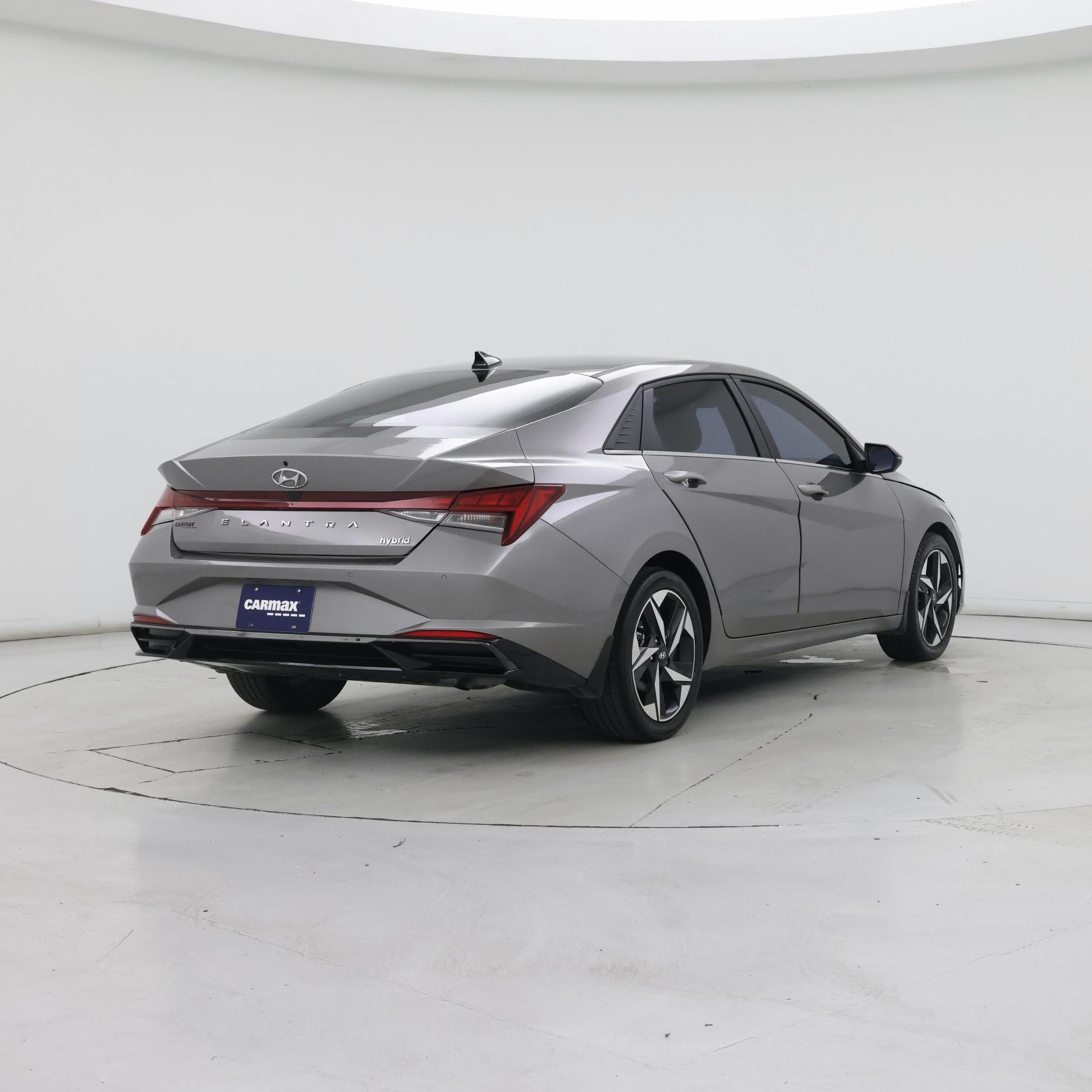 Thumbnail: 2023 Hyundai Elantra - 8